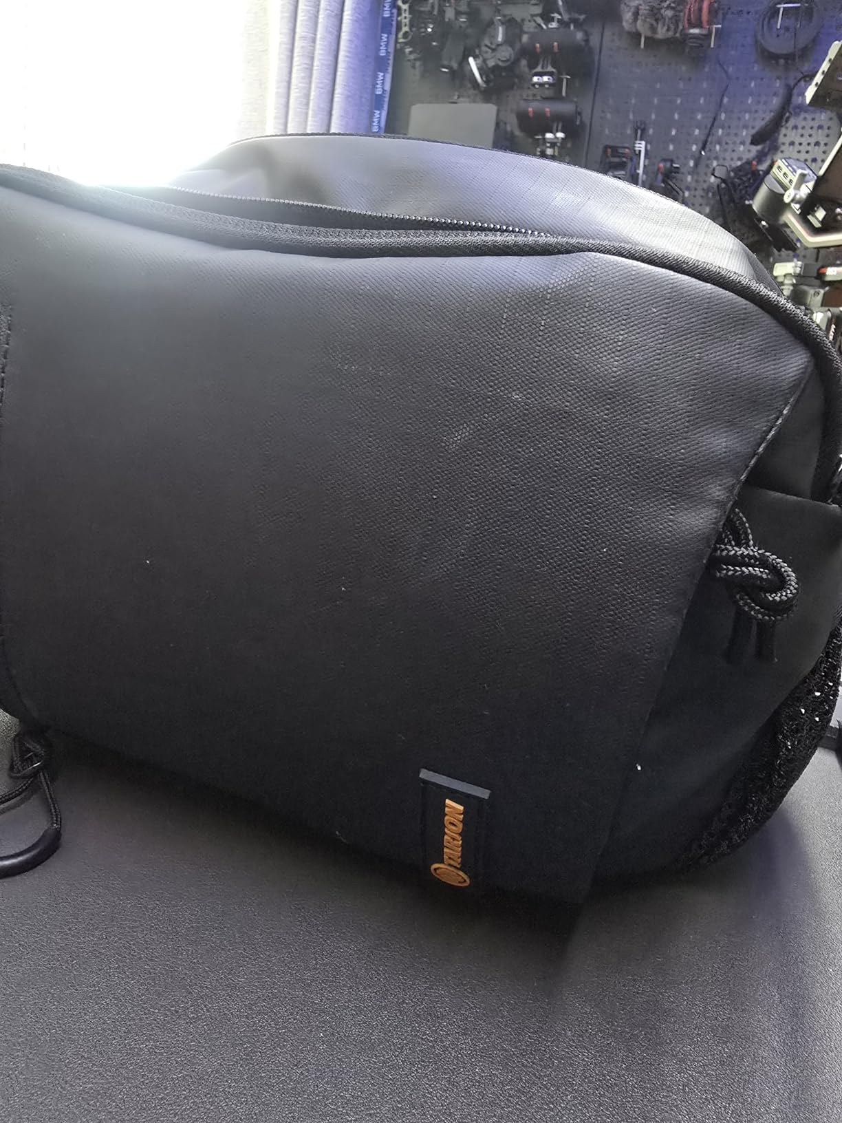 TARION Outdoor Camera Sling Bag - Compact 5.5L Messenger Case for Mirrorless - Expandable Wet/Dry Drawstring Pocket - Waterproof Crossbody with Tripod Holder - XProber Customer Review TARION Outdoor Camera Sling Bag - Compact 5.5L Messenger Case for Mirrorless - Expandable Wet/Dry Drawstring Pocket - Waterproof Crossbody with Tripod Holder - XProber - Customer Photo 2