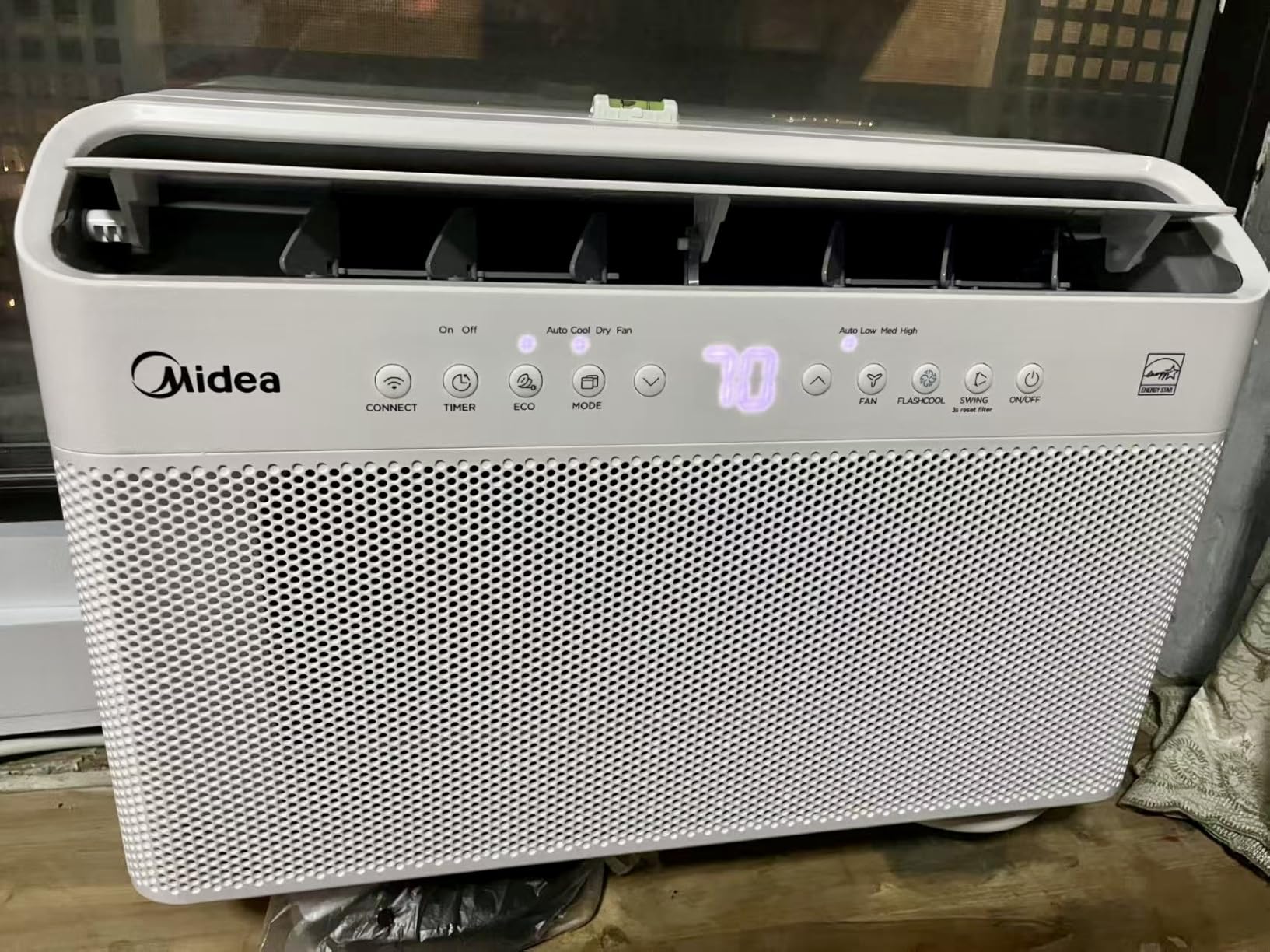 Midea 8,000 BTU U Shaped Smart Inverter Window Air Conditioner - Cools 350 Sq Ft, Ultra Quiet with Open Window Flexibility - Alexa/Google Assistant Compatible - 37% Energy Savings, Remote (Updated) customer photo 2