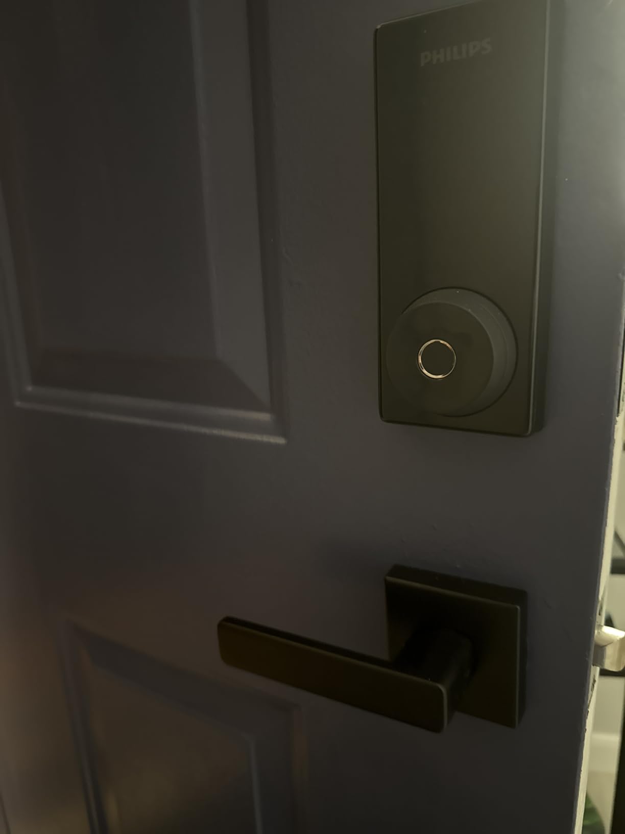 Philips Wi-Fi Smart Lock with Handles, WiFi Keyless Entry Front Door Lock Set, Keypad Deadbolt with Handle App Fingerprint Code Unlocking, Auto Locking, Built-in WiFi, Remote Control & Voice Unlock - Customer Photo 2