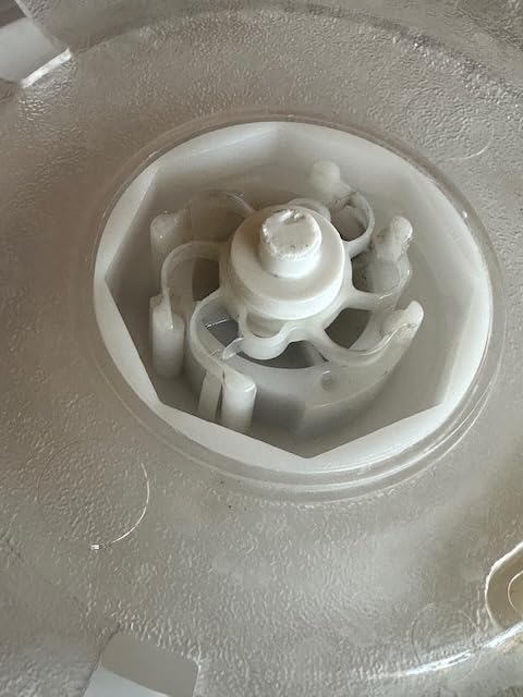 Zyliss Swift Dry Salad Spinner - Fruit Cleaner & Lettuce Spinner with Push Pump - Non-Slip Bowl - Dishwasher Safe - Large - Customer Photo 1