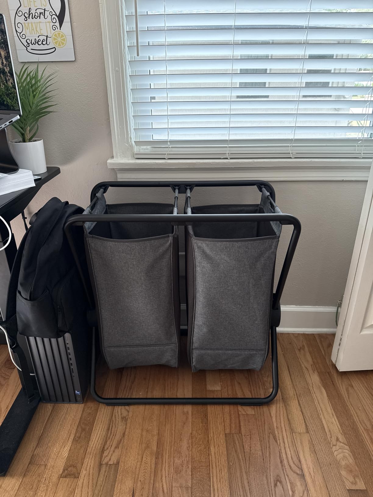 simplehuman single x-frame laundry hamper, 100% recycled polyester removable laundry baskets with easy carry handles, heavy-gauge steel frame, white, 65L Customer Review simplehuman single x-frame laundry hamper, 100% recycled polyester removable laundry baskets with easy carry handles, heavy-gauge steel frame, white, 65L - Customer Photo 1
