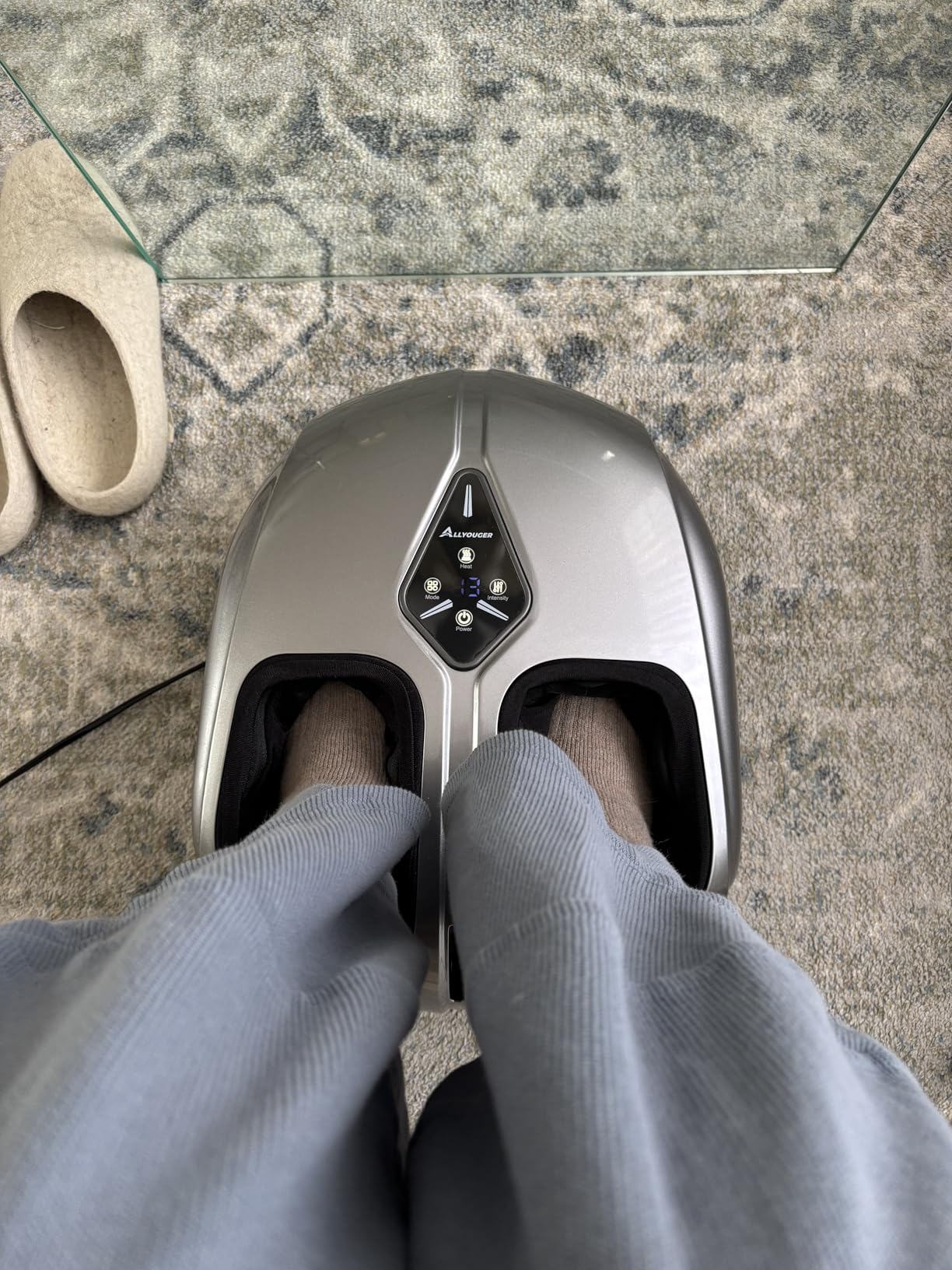 ALLYOUGER Shiatsu Foot Massager with Heat,Vibration,Air Compression and Deep Kneading for Plantar Fasciitis, Neuropathy,Improve Foot Wellness,Gifts for Women & Men（Silver） - Customer Photo 1