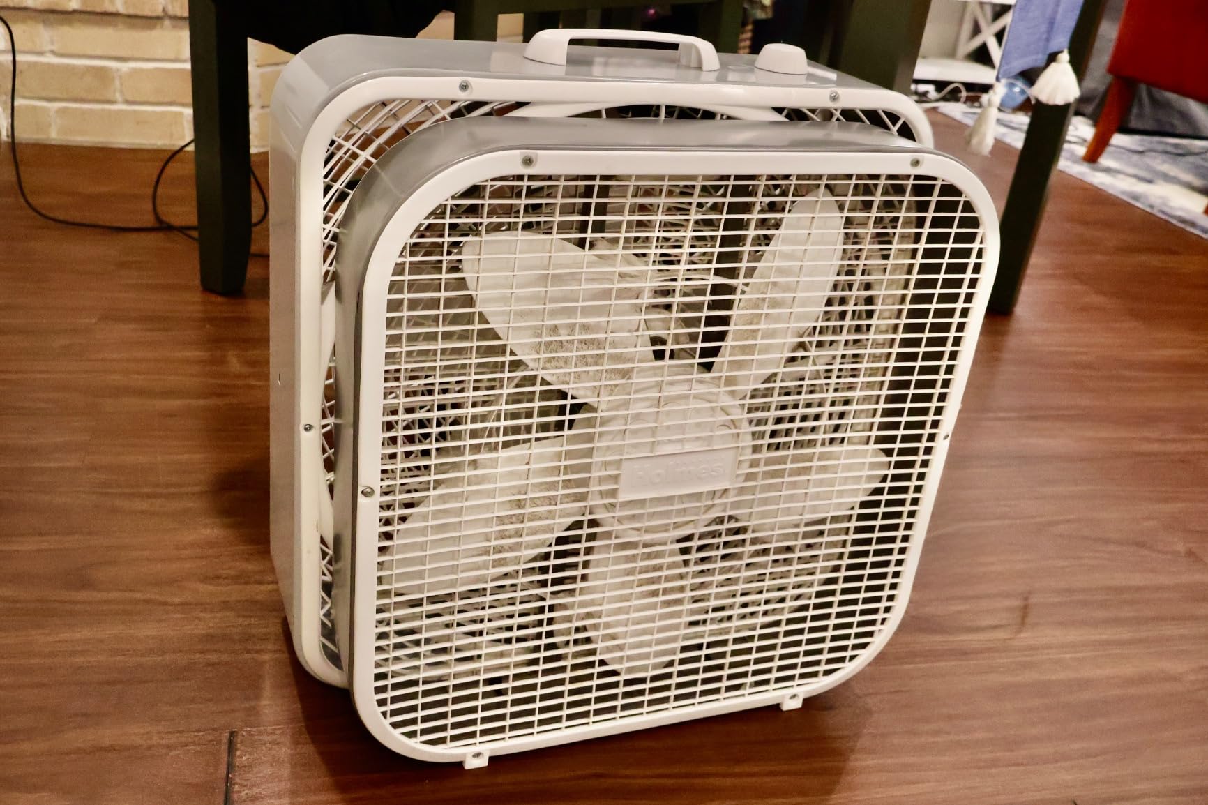 Air King 9723 20-Inch 3-Speed Box Fan , White customer photo 1