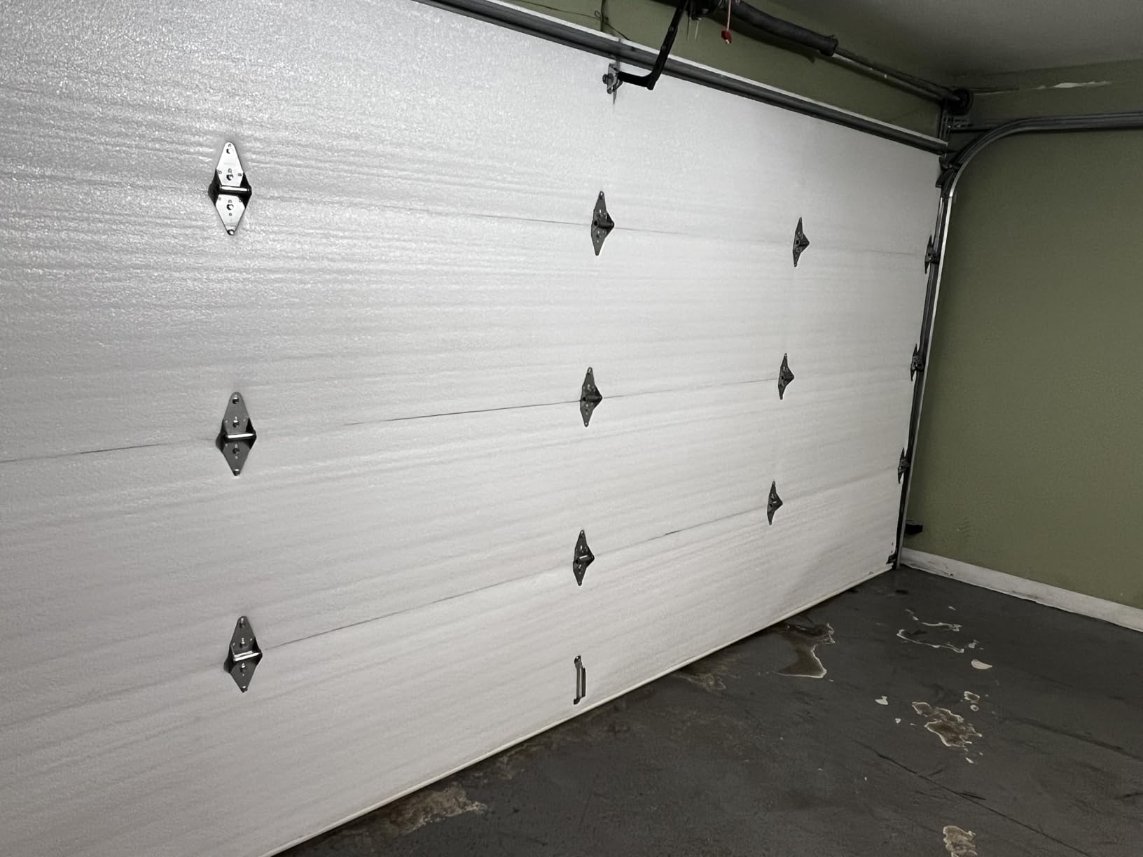 NASA TECH White Reflective Foam Core 2 Car Garage Door Insulation Kit 18FT (WIDE) x 8FT (HIGH) R Value 8.0 customer photo 2