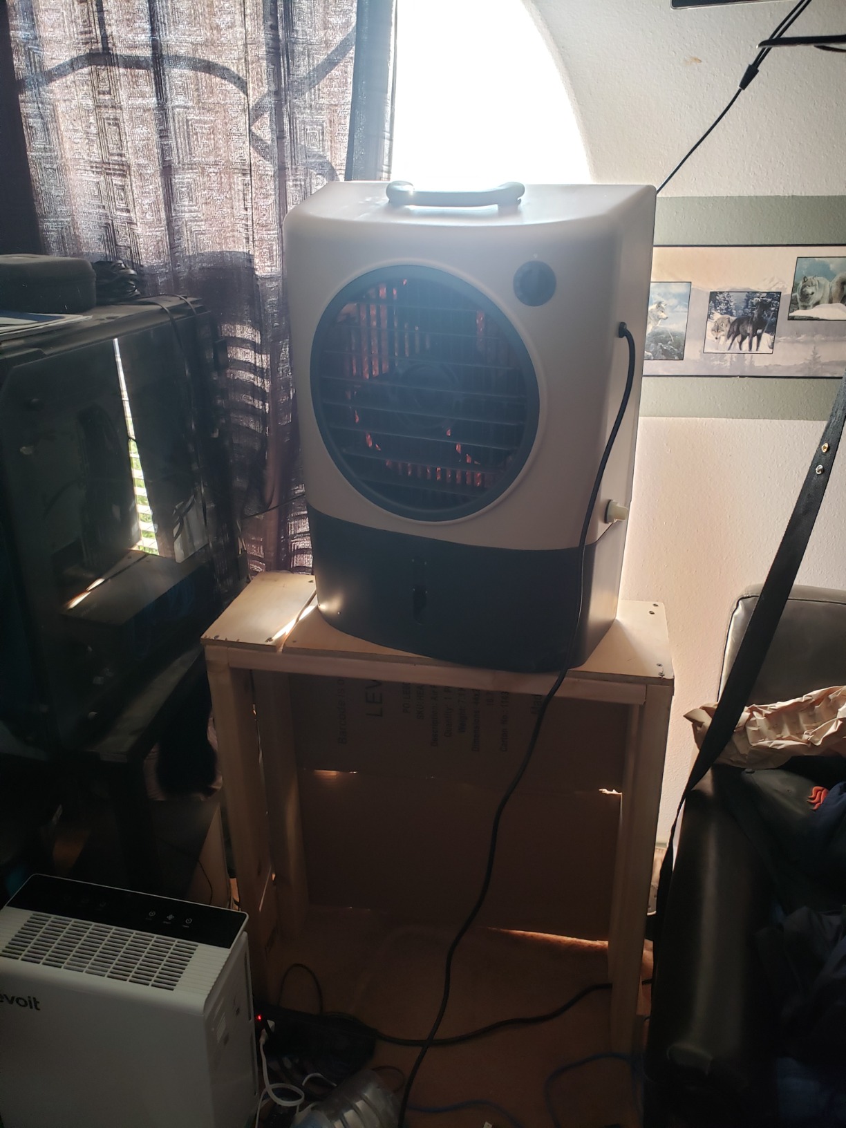 Portable Swamp Coolers - 1300 CFM MC18M Evaporative Air Cooler with 2-Speed Fan, 53.4 dB - 500 sq. ft. Coverage Evaporative Air Cooler Portable High Velocity Outdoor Cooling Fan by Hessaire - White customer photo 2