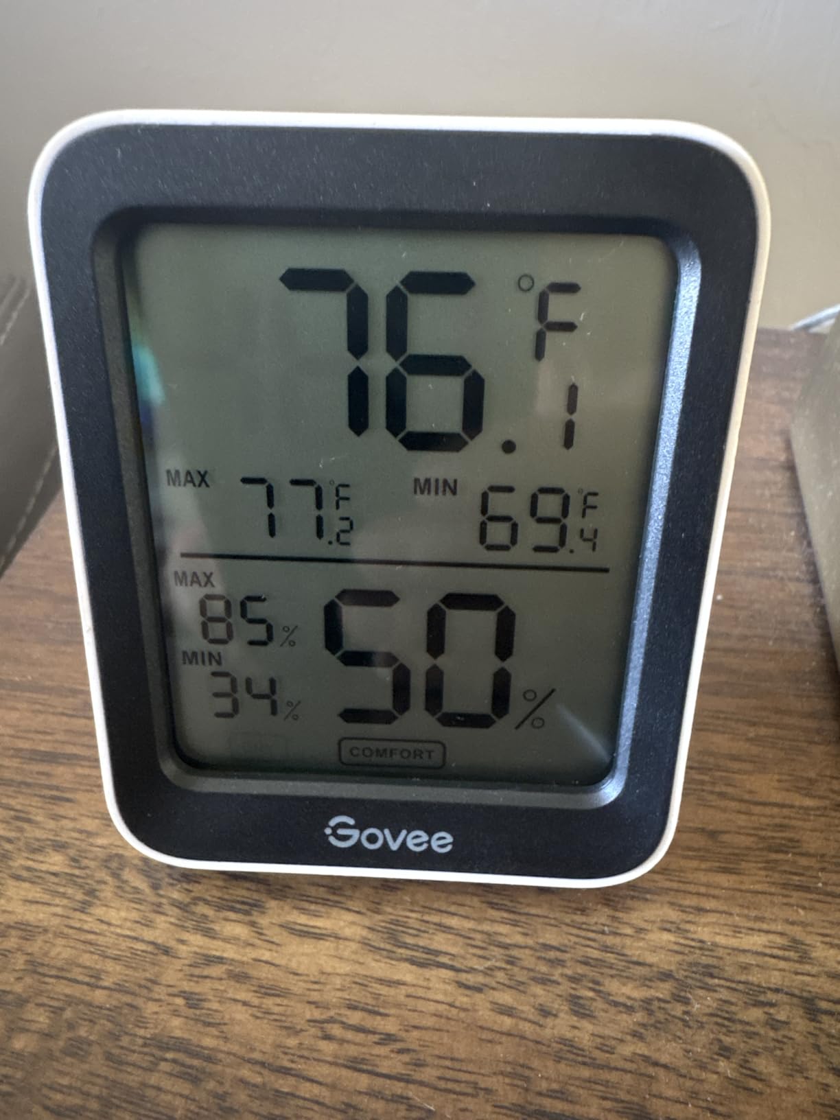 Govee Indoor Hygrometer Thermometer H5075 with Bluetooth App Control customer photo 2