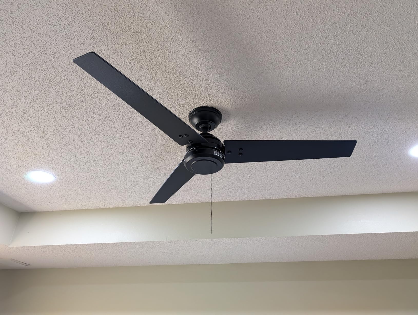 Hunter 44 inch Outdoor or Indoor Ceiling Fan No Light - Black Ceiling Fan without Light, For Patio, Porch, Garage, or Living Room, Standard Mount, 3 Blades, Pull Chain - Cassius 50260, Matte Black customer photo 1