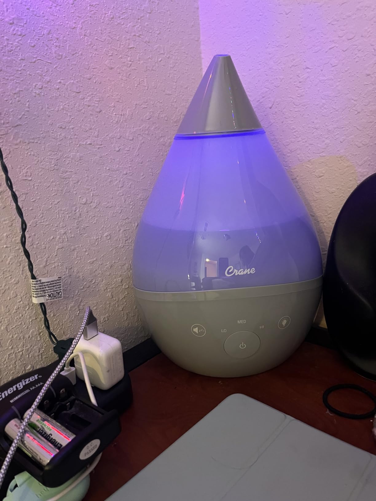 Crane 4-in-1 White Drop Ultrasonic Cool Mist Humidifier with Sound Machine, Night Light, Aroma Tray, 1 Gallon Top Fill White customer photo 1