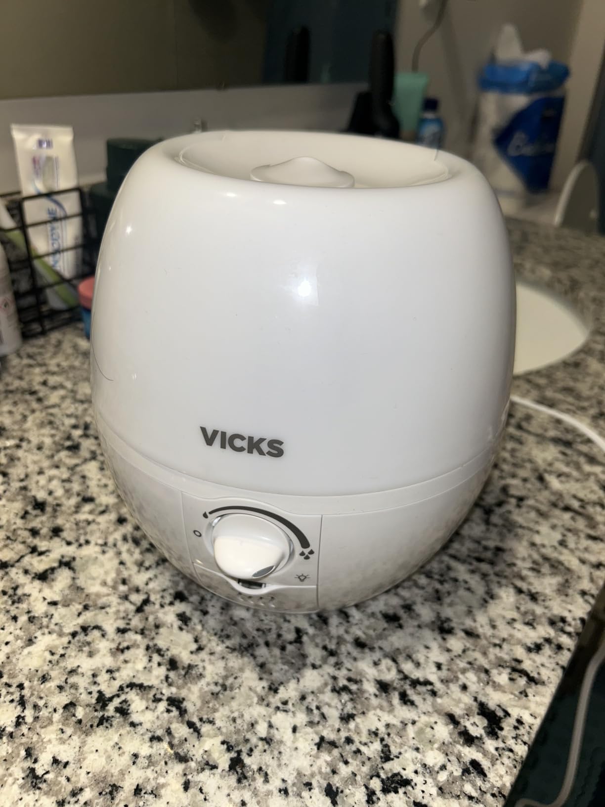 Vicks Humidifier 3-in-1 SleepyTime Cool Mist Humidifier for Nursery, White | Hydrating Mist for Baby & Kids Rooms with Color Changing Night Light, Use with Vicks SleepyTime Vapopads customer photo 1