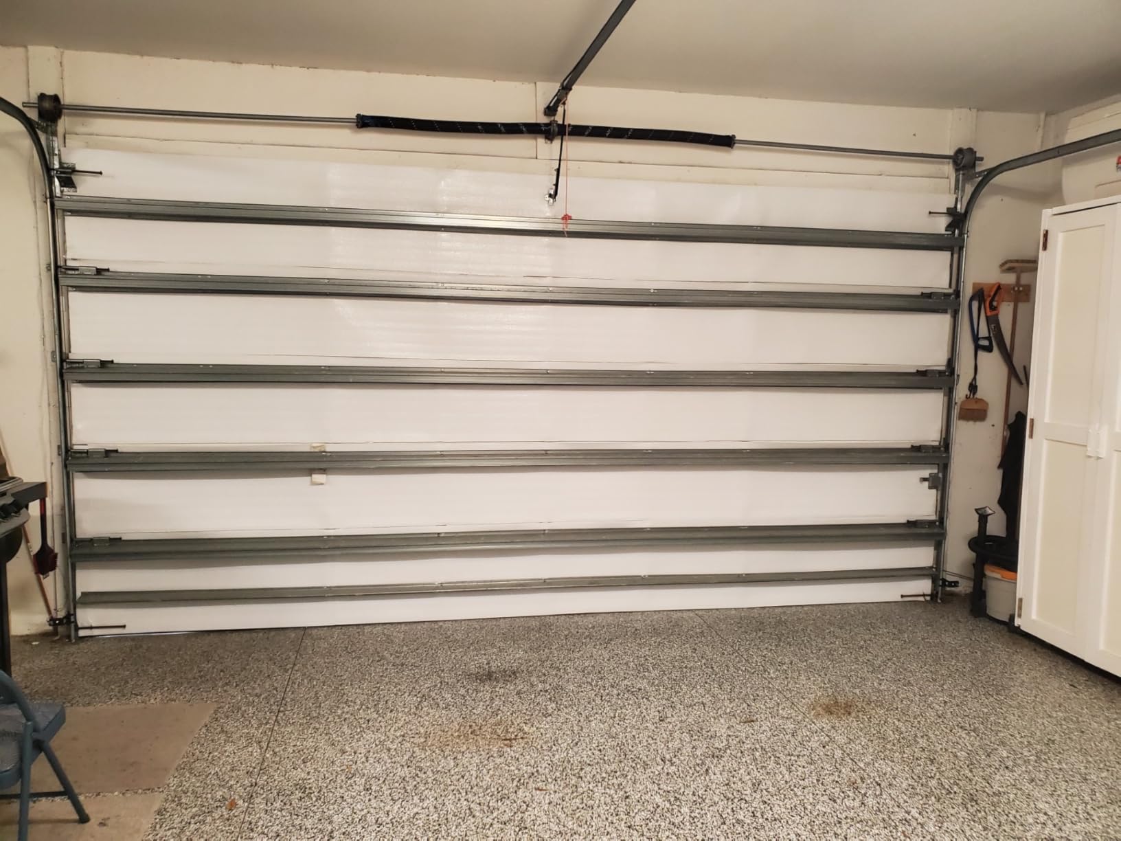 NASA TECH White Reflective Foam Core 1 Car Garage Door Insulation Kit 9FT (Wide) x 8FT (HIGH) (5 Rows 10 Panel) R8 Made in USA New and Improved Heavy Duty Double Sided Tape (Also FITS 9X7) customer photo 1