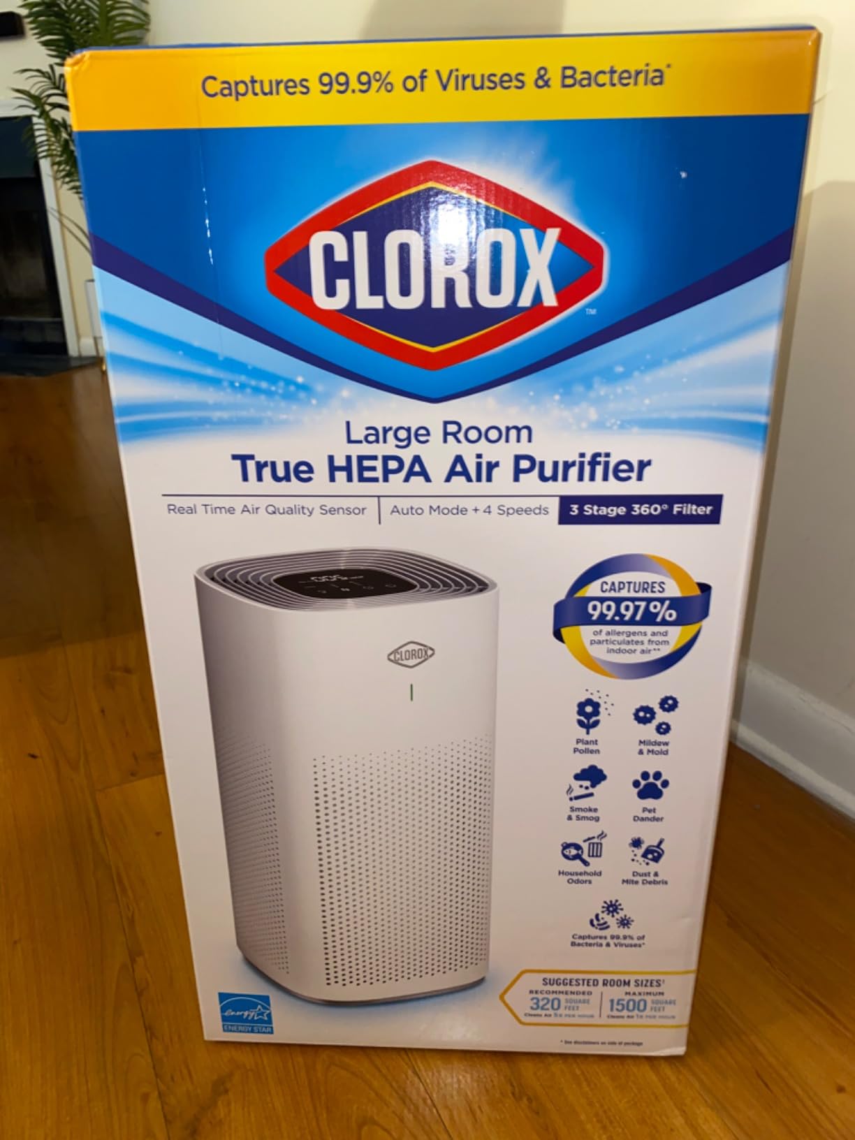 Clorox Medium Room Air Purifiers for Bedroom Home, True HEPA Filter | 1,000 Sq Ft | Reduces 99.9% of Mold, Viruses, Wildfire Smoke, Allergens, Pet Allergies, Dust | Auto Mode | Whisper Quiet customer photo 1