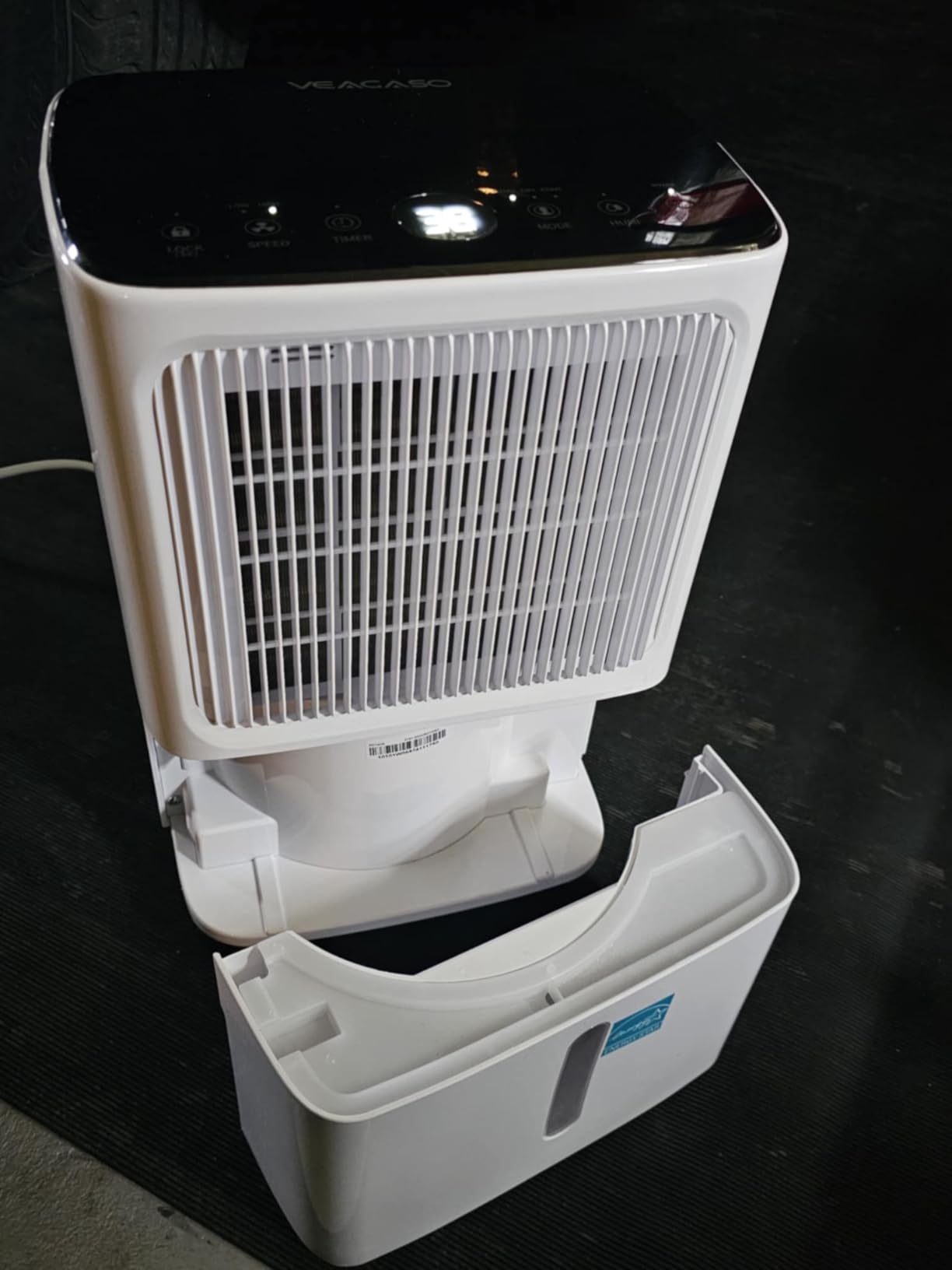 VEAGASO 2,500 Sq.Ft Dehumidifier for Basement with Drain Hose Max 34 Pints, Dehumidifiers for Home, Large Room, Bathroom, Bedroom, Three Modes, Intelligent Humidity Control customer photo 2