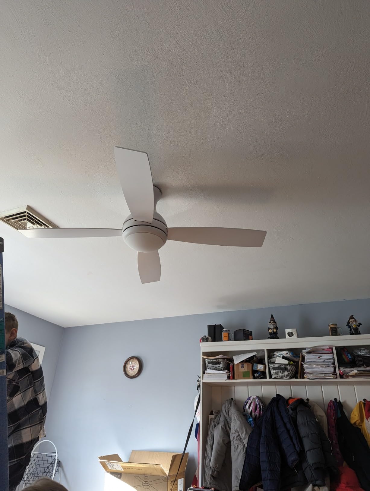 Consciot Ceiling Fan With Light, 44 Inch Low Profile Ceiling Fan with remote control, 6-speed choice, Reversible DC motor, 3CCT, Dimmable, Whisper, Easy Install, For Indoor and Covered Outdoor (black) customer photo 1