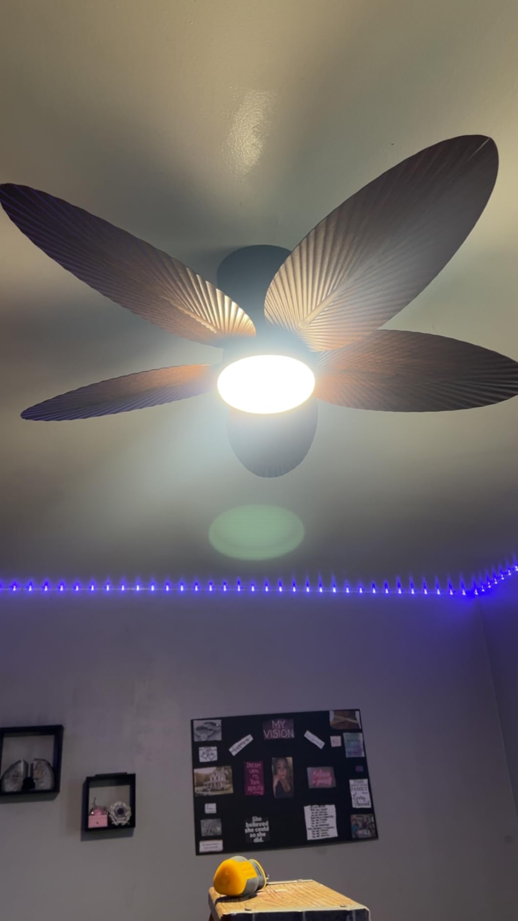 Ceiling Fans with Lights-36 Low Profile Ceiling Fan with Light and Remote/APP Control,Flush Mount,DC Reversible,LED Dimmable Modern Ceiling Fans for Bedroom,Indoor/Outdoor Patio Use(White) customer photo 1