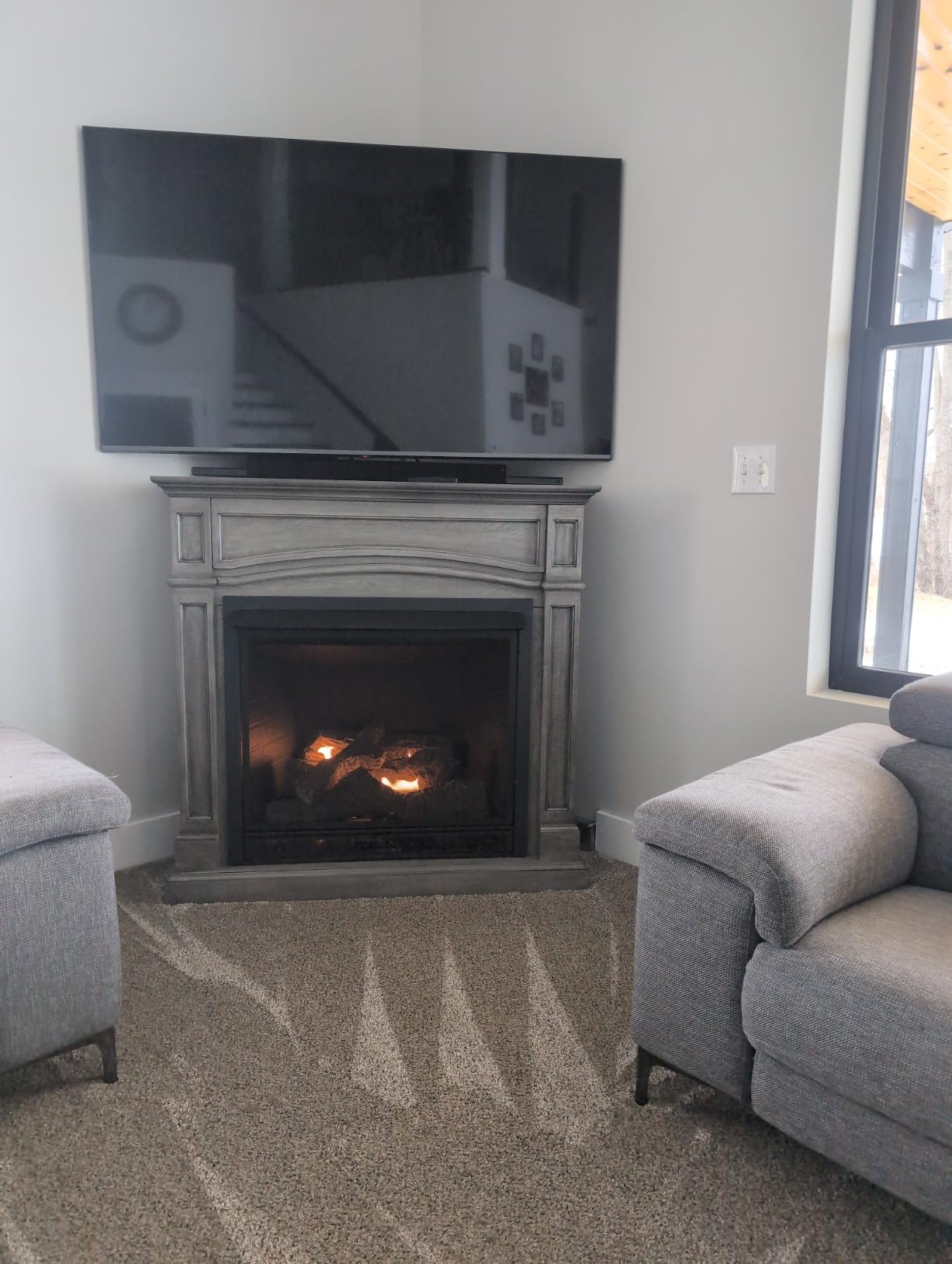 Comfort Glow Dual Fuel Ventless Gas Fireplace with Remote and Mantle The Montreal, Natural Gas or Liquid Propane, 33,000 BTU, Heats Up to 1,200 sq ft - Pewter Oak Finish Gas Fireplace customer photo 2