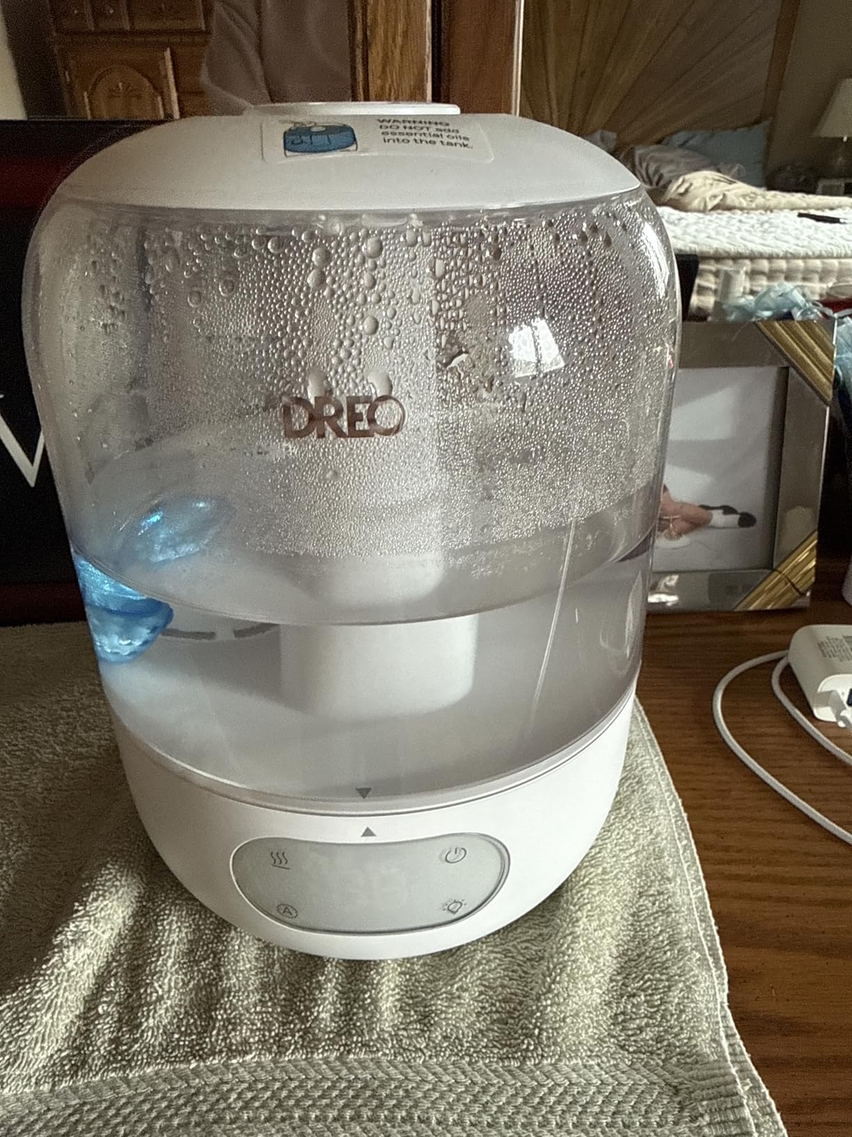 DREO Humidifiers for Bedroom, 3L Top Fill 30H & 26dB Quiet Runtime for Large Room, Cool Mist Ultrasonic Humidifier with Humidity Sensor, Night Light for Home, Baby, Nursery, Plants, New Edition customer photo 2