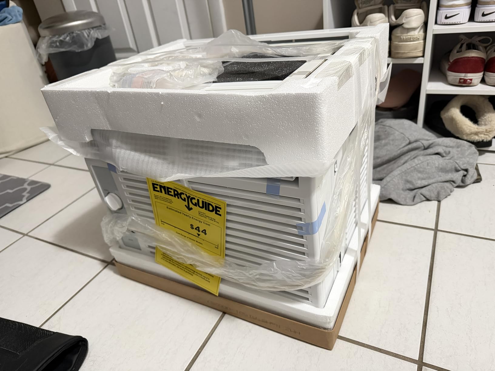 ZAFRO Window Air Conditioner 8,000 BTU Powerful Cooling for 350 Sq Ft Rooms, Quiet Operation Window AC Unit 7 Modes & 4 Speeds, ECO Mode, Easy Installation, Washable Filter, White [2026 New] customer photo 2