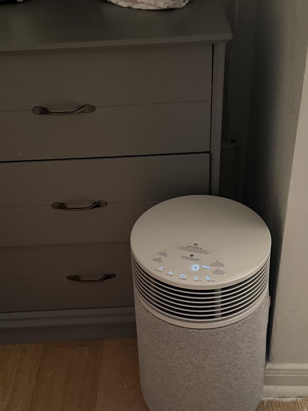 BLUEAIR Blue Signature SP3i Air Purifier for Medium Rooms up to 498 sq ft, HEPASilent Filtration, WiFi Smart Control, Auto Mode, Odor & Smoke Removal, Pet Hair & Dust, AHAM Verified, Table Design customer photo 2