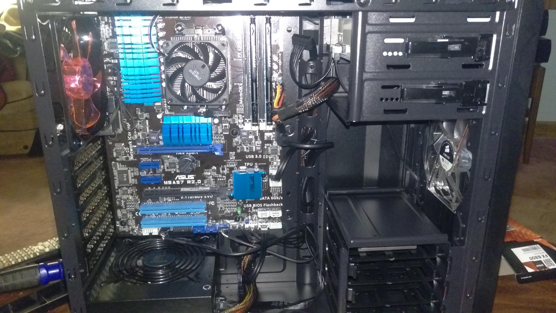 AMD FX-6300 6-Core Processor, 3.5 GHz, Socket AM3+, 95W - FD6300WMHKBOX customer photo 1