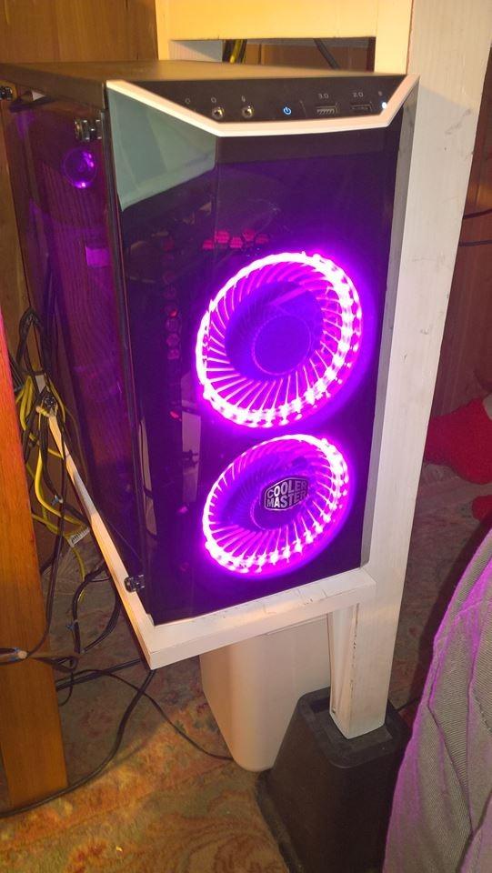 AMD Black Edition FX-8300 Vishera 8-Core Socket AM3+ 95W Desktop Processor - FD8300WMHKBOX customer photo 1