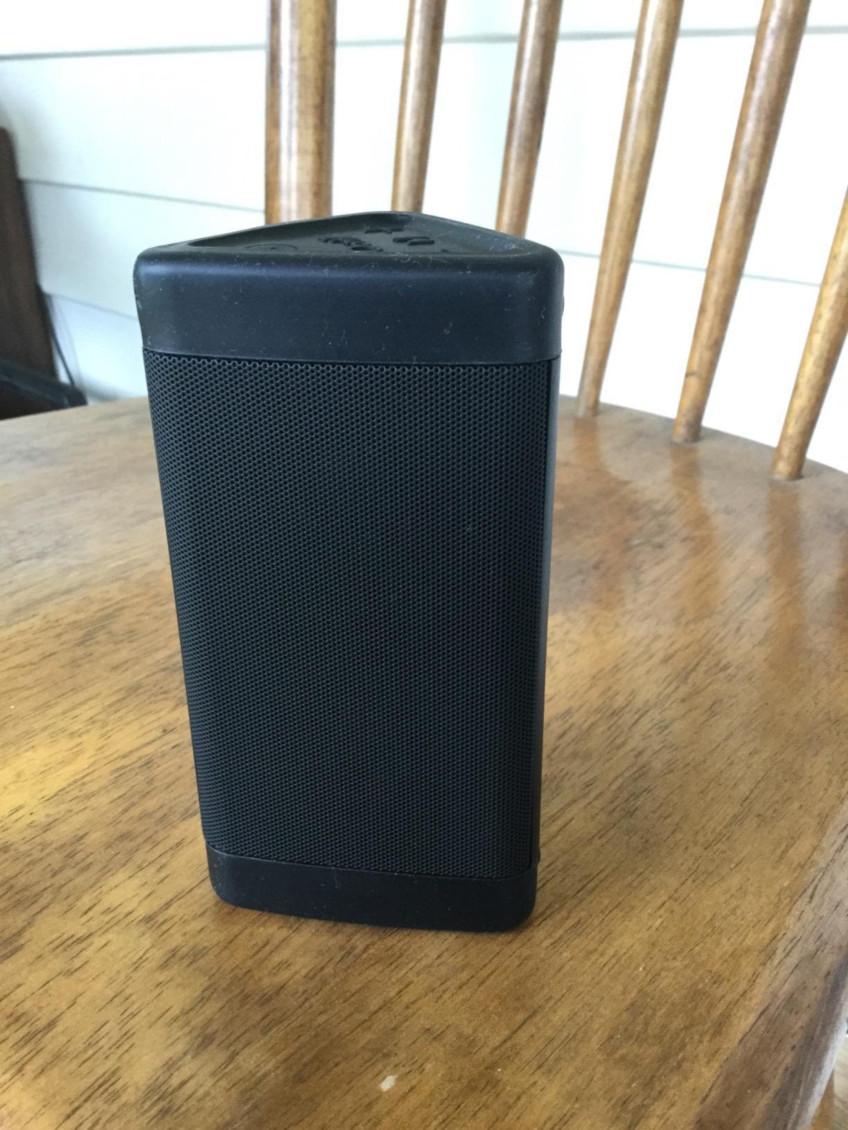 OontZ Angle 3 (4th Gen) - Portable Bluetooth Speaker, 12W Stereo Sound, 24 Hour Playtime, Rich Bass, 100 Foot Wireless Range, Waterproof (Black) customer photo 2