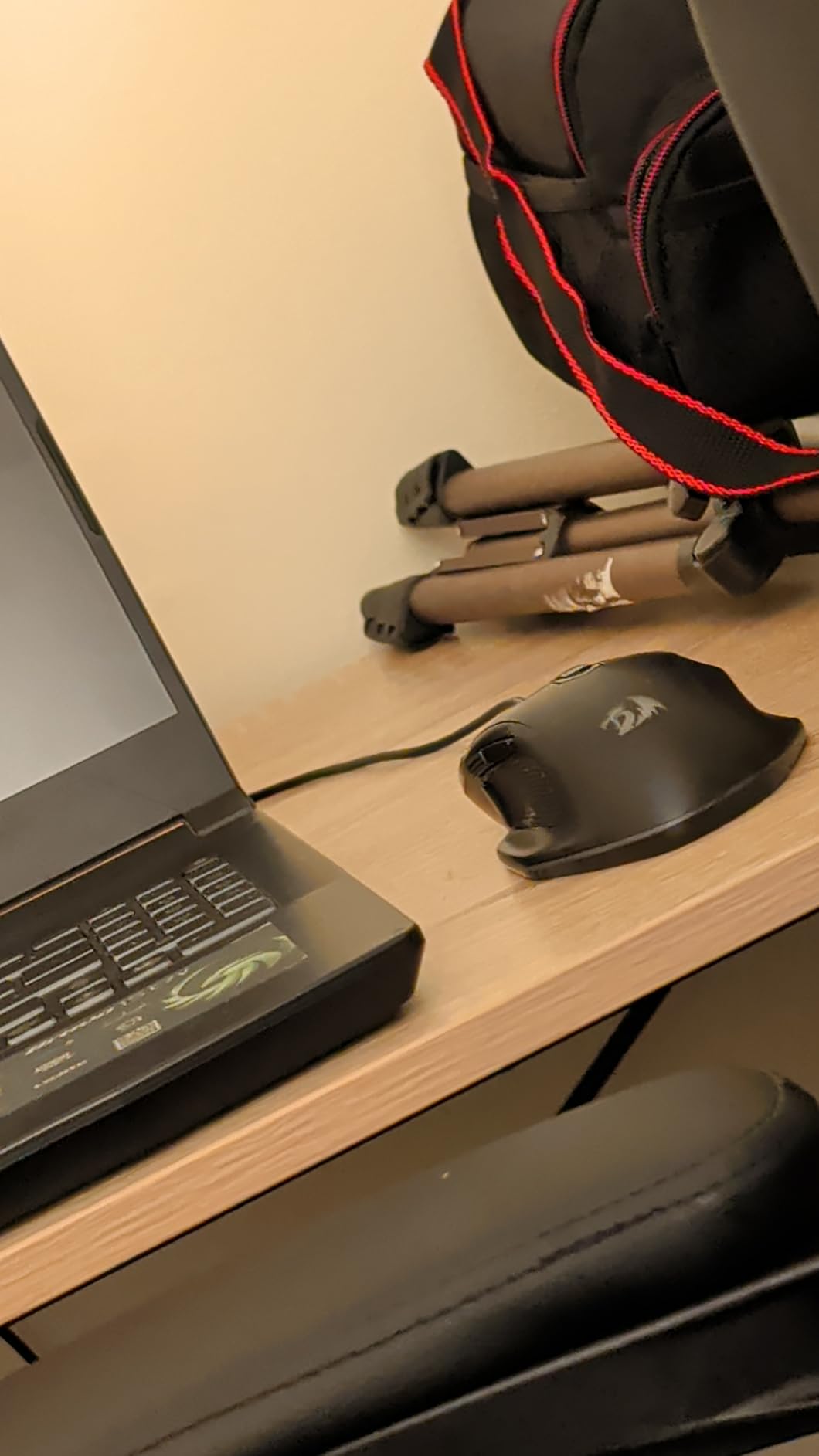 Redragon M602 Gaming Mouse, Ergonomic RGB Gaming Mouse Wired with 7200 Adjustable DPI, 9 Programmable Buttons customer photo 1