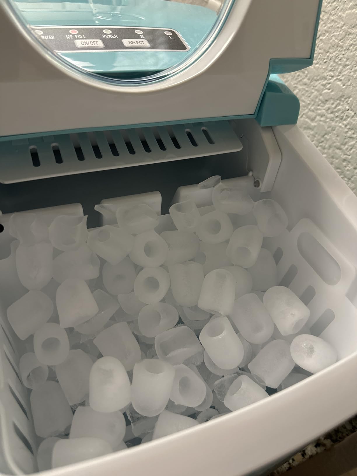 Frigidaire EFIC108 Counter top Portable, 26 lb per Day Compact Ice Maker Machine customer photo 1