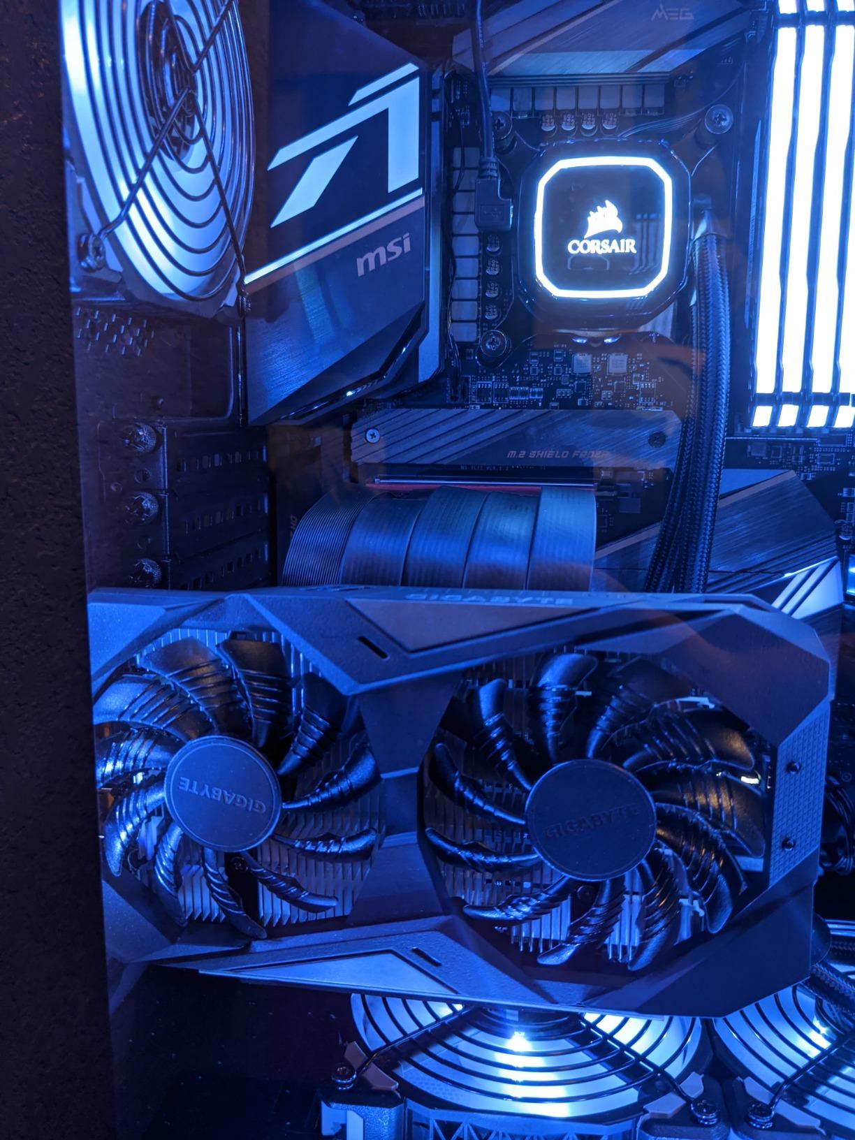 GIGABYTE GeForce GTX 1650 OC 4G Graphics Card, 2X Windforce Fans, 4GB 128-Bit GDDR5 customer photo 2