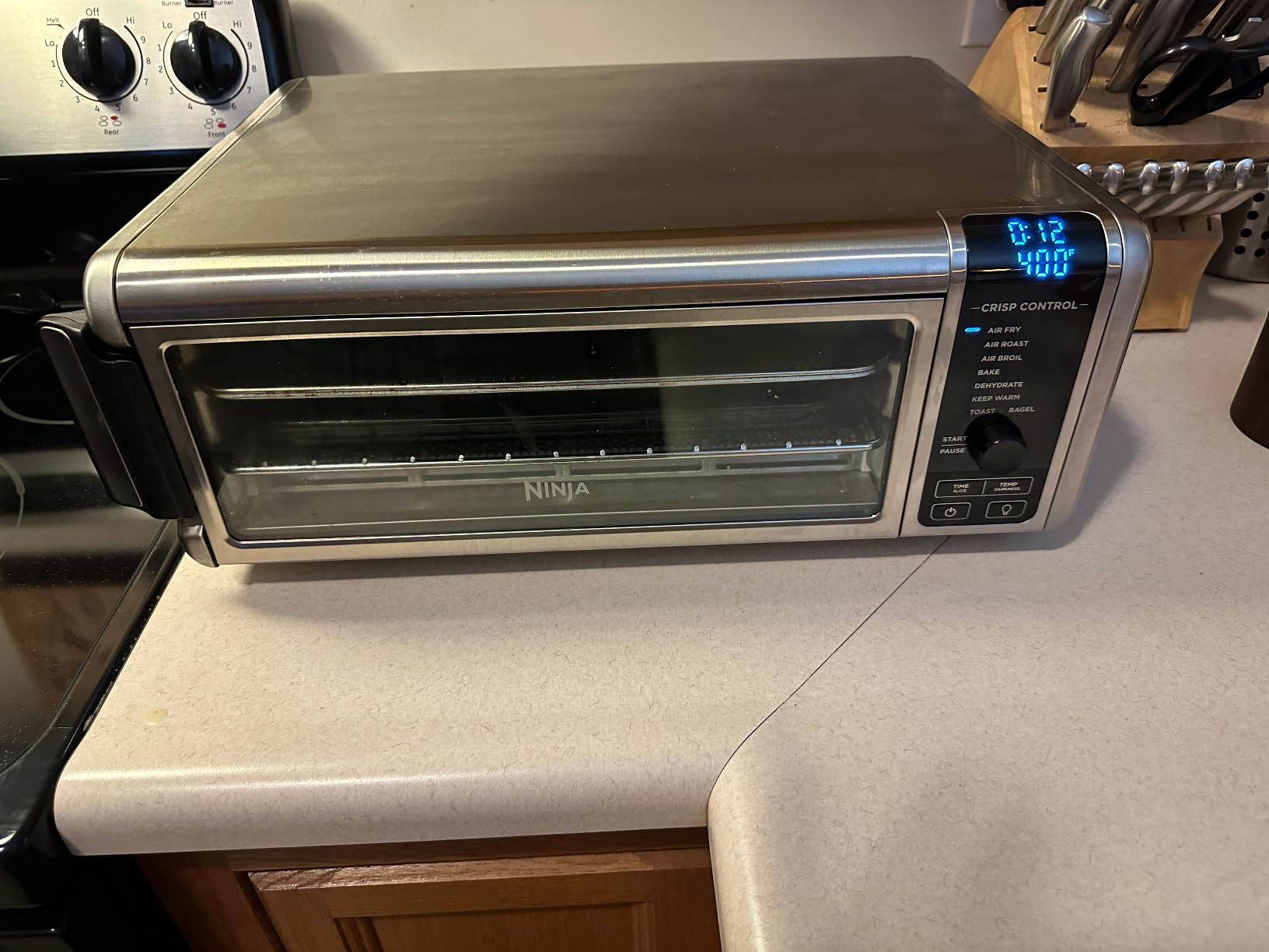 Ninja Digital Air Fryer & Toaster Oven | 8-in-1 Functionality | Flip-Up Design | XL Capacity | 1800 Watt | Silver | SP101 customer photo 2