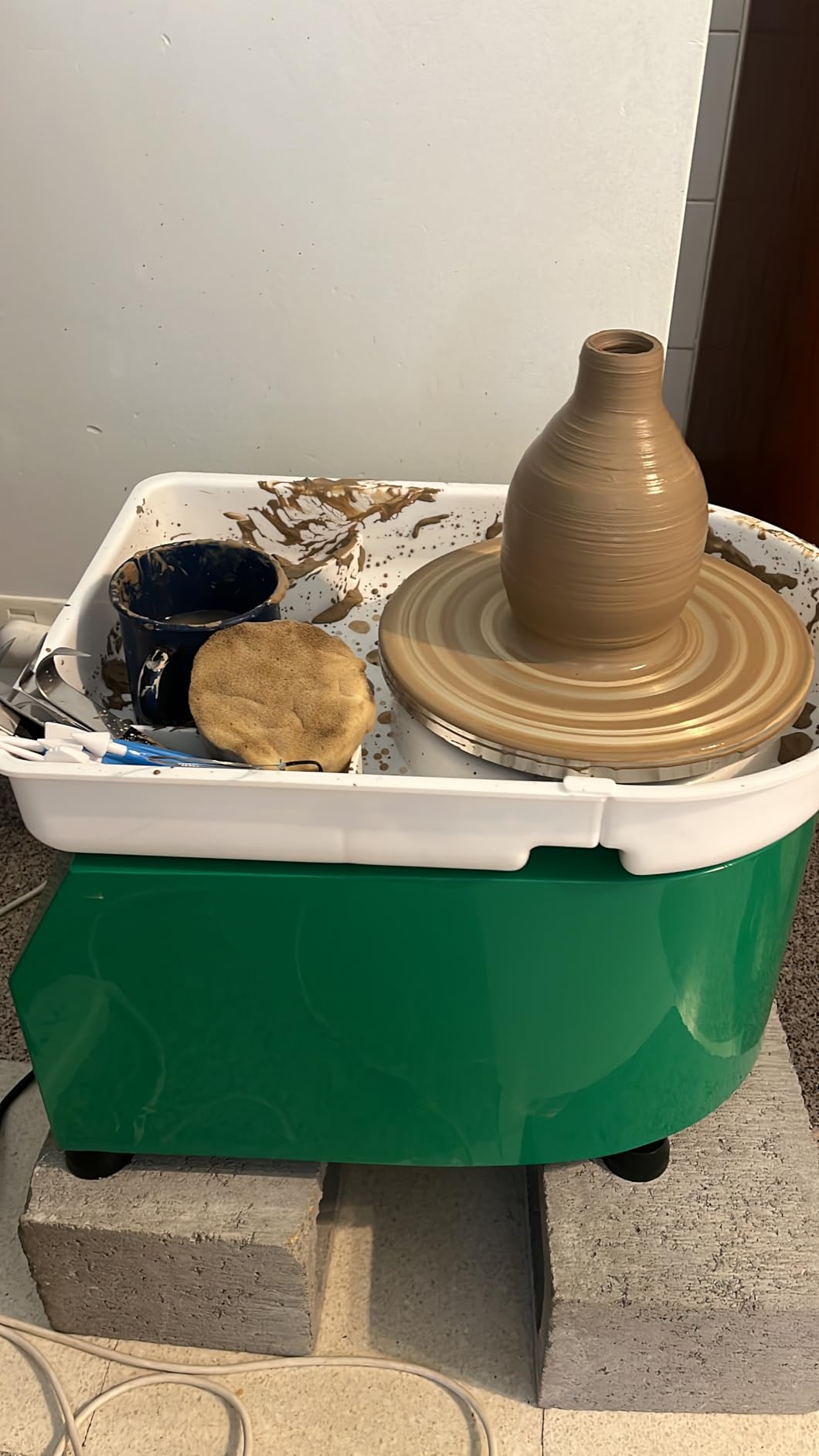 Skytou Pottery Wheel – 350W Motor, 300 RPM, Automatic Power-Off, Hand & Foot Control customer photo 1