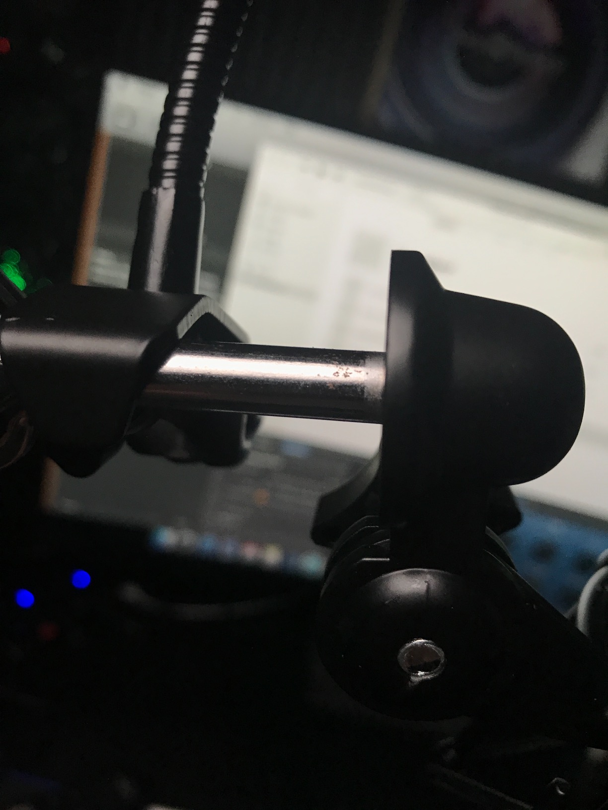 TONOR Condenser Microphone 192kHz/24Bit, USB Cardioid Computer Mic Kit with Upgraded Boom Arm/Spider Shock Mount for Recording, Streaming, Gaming, Podcasting, Voice Over, YouTube, TC-2030 customer photo 2