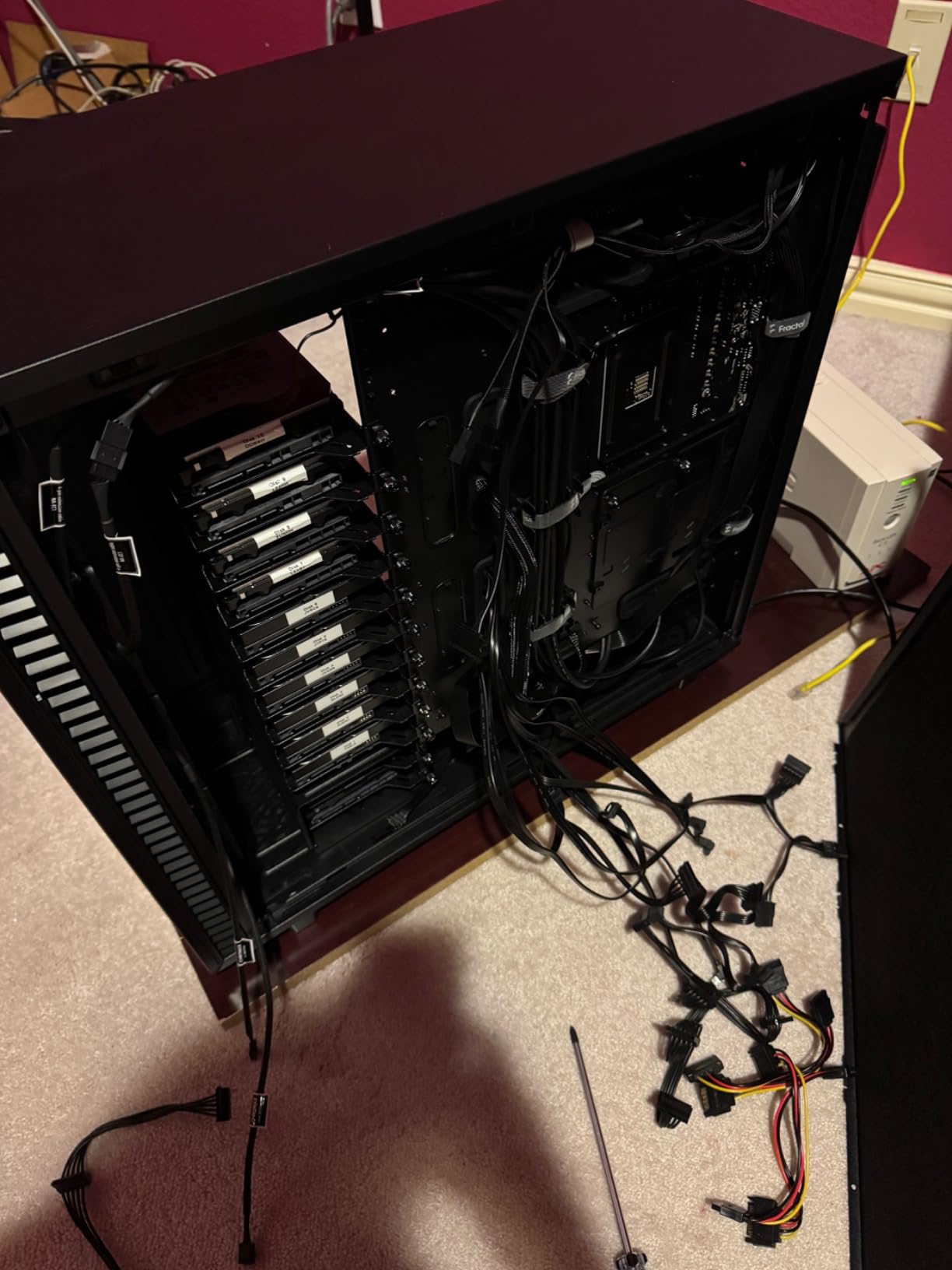 Define 7 XL Black Solid Brushed Aluminum/Steel E-ATX Silent Modular Full Tower Computer Case customer photo 1