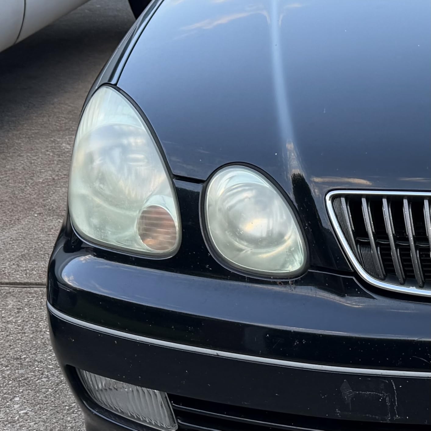 CERAKOTE Ceramic Headlight Restoration Kit - Guaranteed To Last As Long As You Own Your Vehicle - Brings Headlights Back to Like New Condition - No Power Tools Required - 10 Wipe Kit customer photo 1