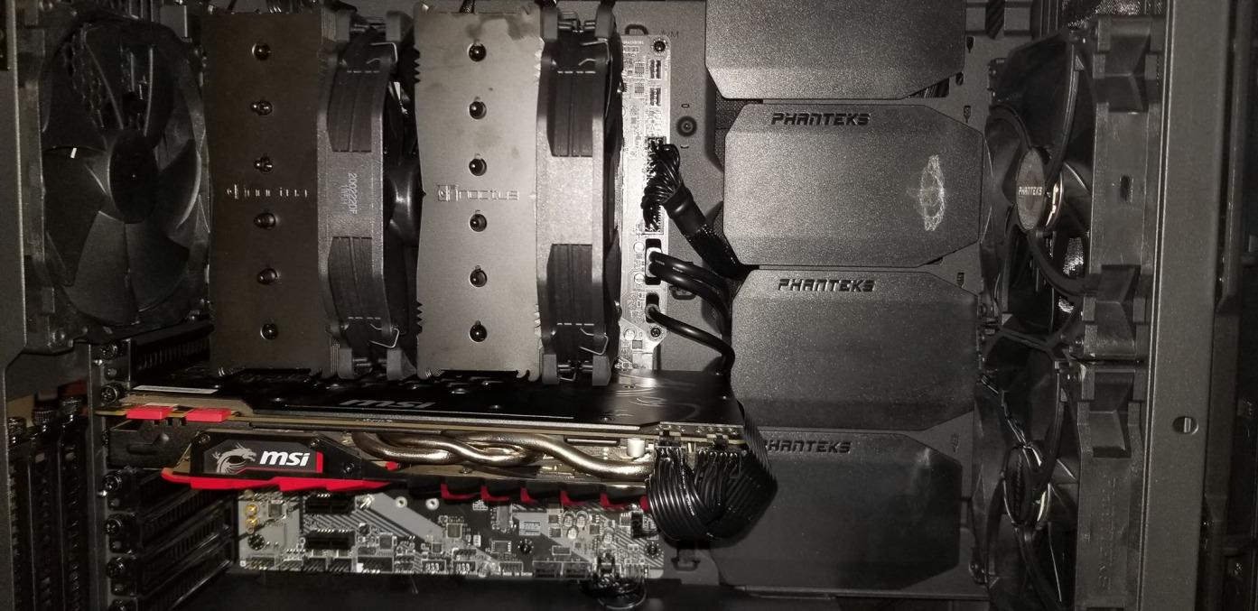 Core i7-10700K Desktop Processor 8 Cores up to 5.1 GHz Unlocked LGA1200 (Intel 400 Series Chipset) 125W (BX8070110700K) customer photo 1