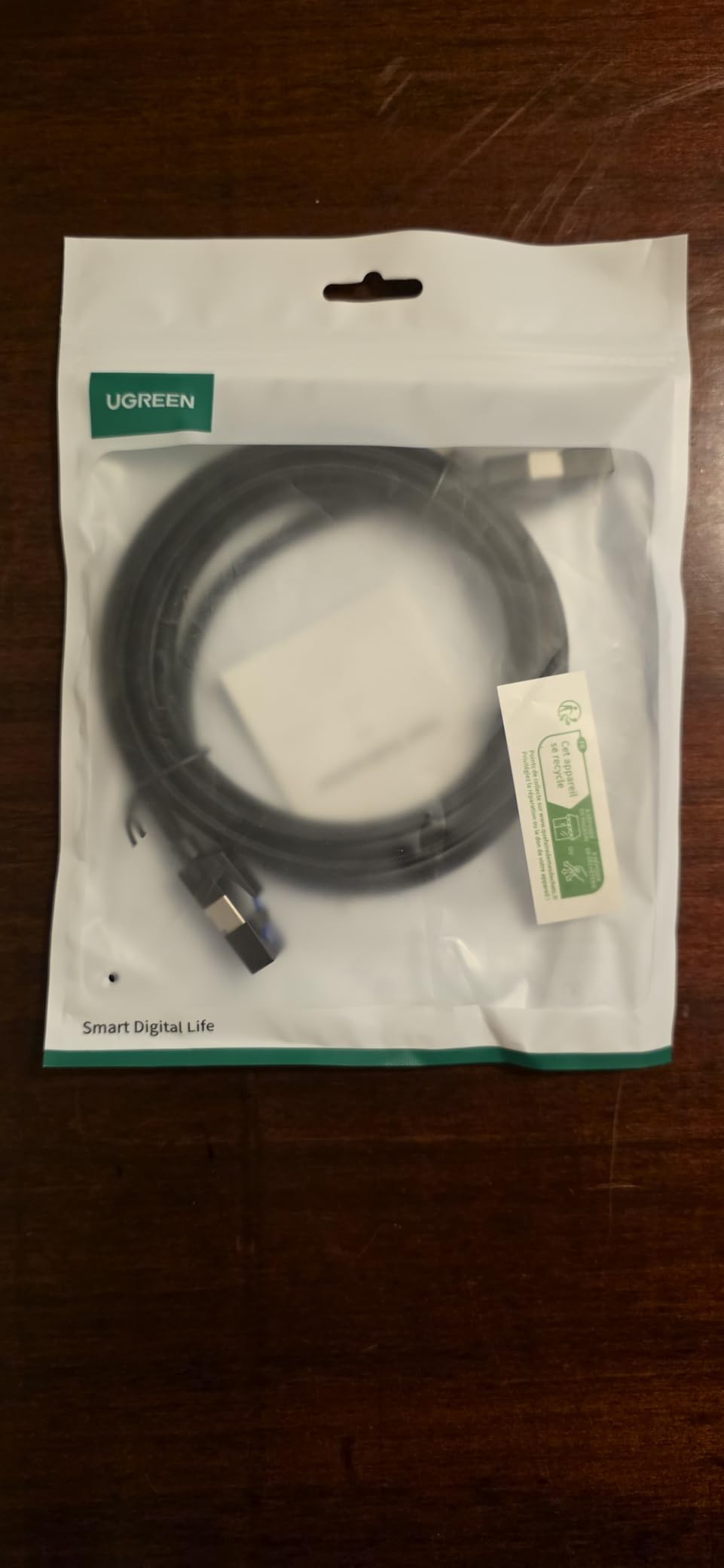 UGREEN Cat 8 Ethernet Cable 6FT, High Speed Braided 40Gbps 2000Mhz Network Cord Cat8 RJ45 Shielded Indoor Heavy Duty LAN Cables Compatible with Gaming PC PS5 PS4 PS3 Xbox Modem Router 6FT customer photo 1