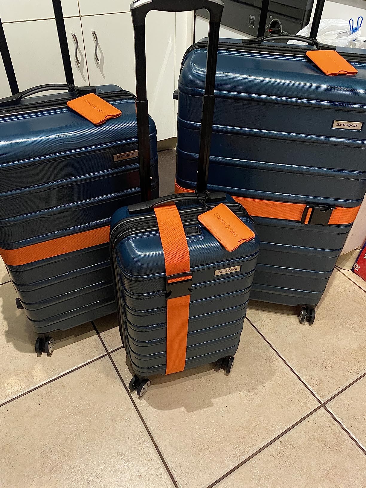 Samsonite Omni 2 Hardside 3 Piece Set - Includes Global Carry-On, Medium, & Large Checked Suitcases - 360 Degree Dual Spinner Wheels - Integrated TSA Lock & Expansion - Amazon Exclusive - Artic Silver customer photo 2