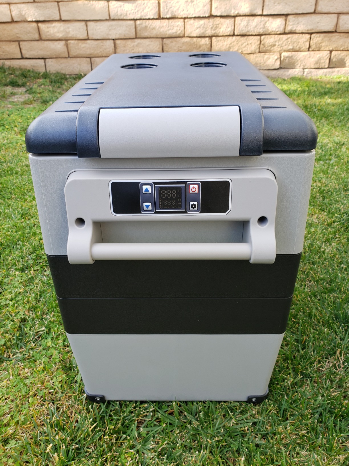EUHOMY 12 Volt Refrigerator, 59QT(55L) Electric Cooler, 12V Fridge APP Control, 12V Cooler -4 degF~68 degF, Portable Freezer 12/24V DC 100-240V AC for Camping, Travel, Truck, Home customer photo 2