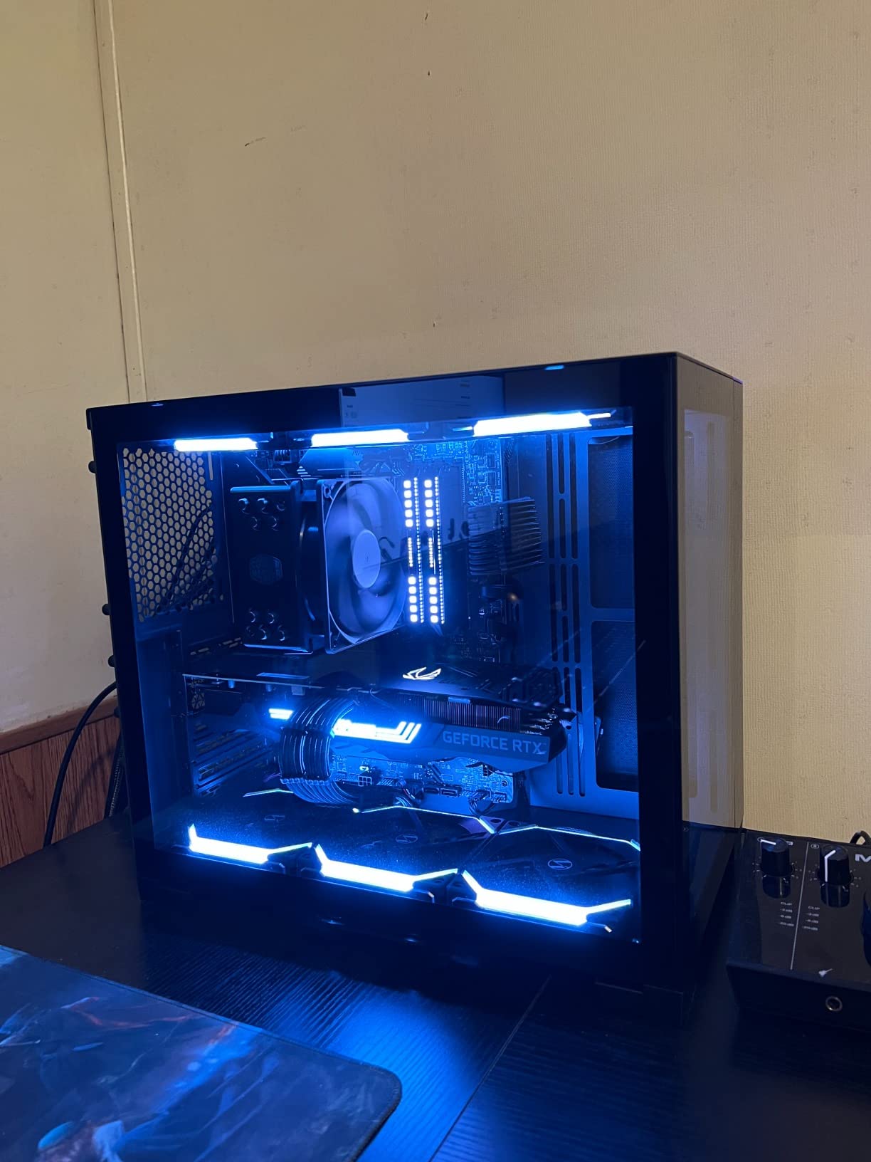 Core i7-11700KF Desktop Processor 8 Cores up to 5.0 GHz Unlocked LGA1200 (Intel 500 Series & Select 400 Series Chipset) 125W customer photo 2