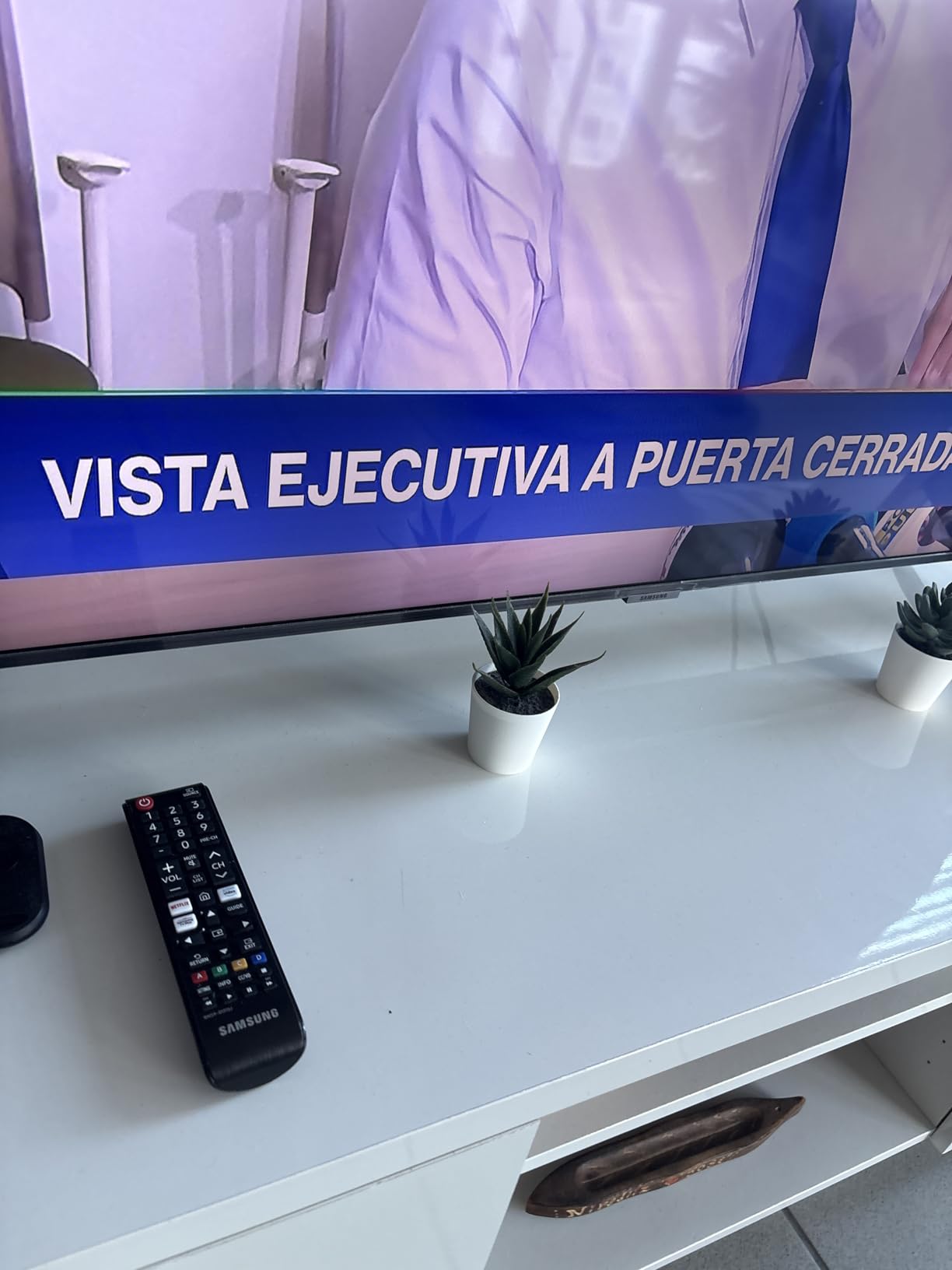 Samsung OEM Remote Control with Netflix Hotkey - Black (BN59-01315J) customer photo 2