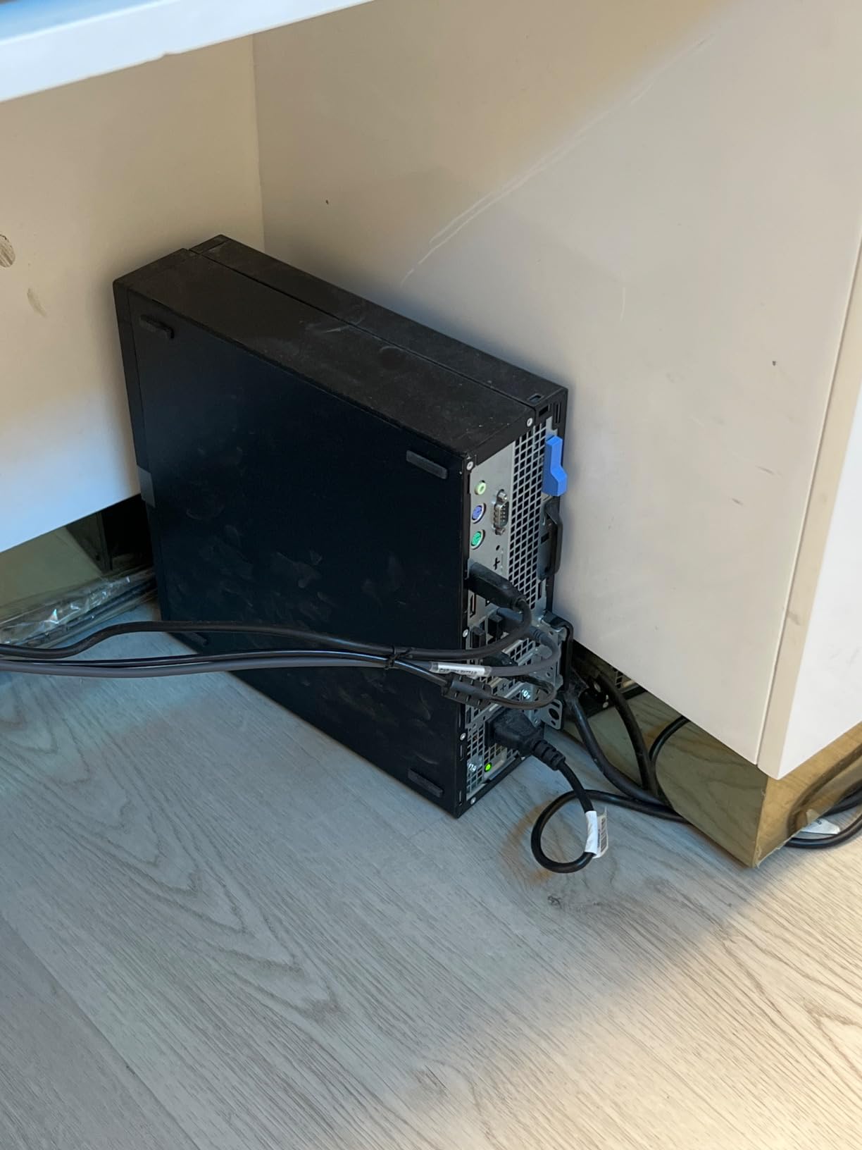 Dell OptiPlex 7070 SFF Desktop Computer PC, Intel 8 Core i7-9700 3.0GHz up to 4.70GHz, 32GB DDR4 Ram, 1TB NVMe M.2 SSD, AX210 Built-in WiFi 6E, Windows 11 Pro, Wireless Keyboard & Mouse (Renewed) customer photo 2