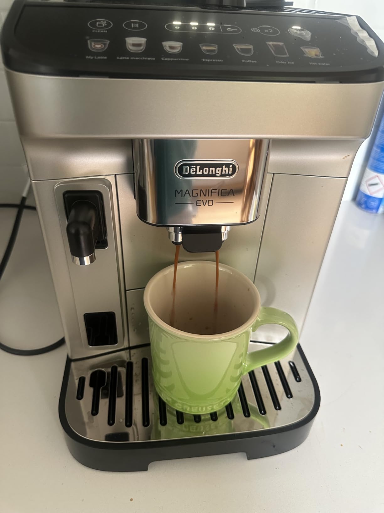 De'Longhi Magnifica Evo Automatic Espresso & Coffee Machine with Auto Milk Frother, Built-in Grinder & Auto-Clean Function - For Latte, Cappuccino, Americano, Iced Coffee, ECAM29084SB, Silver customer photo 2