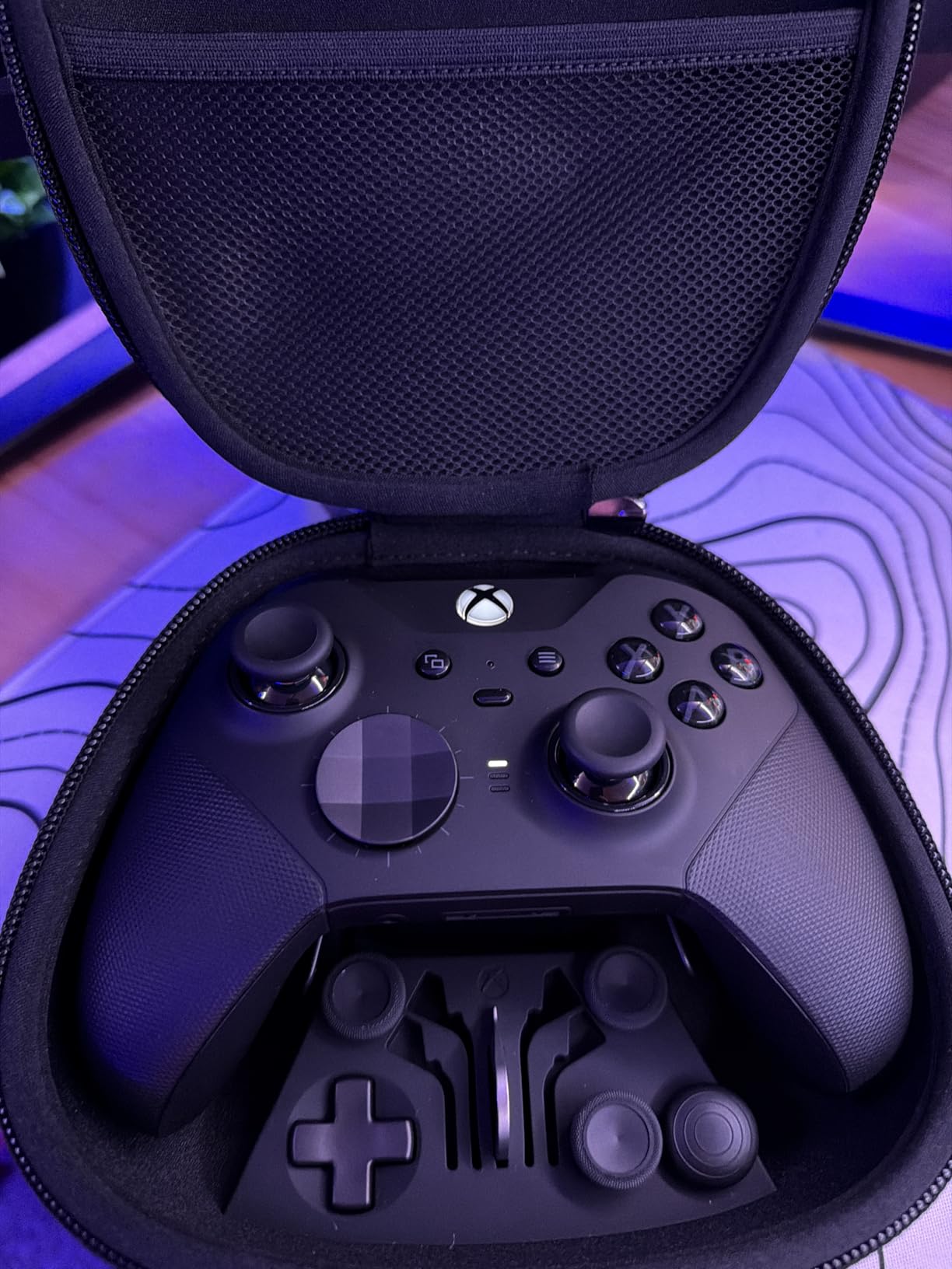 Xbox Wireless Gaming Controller | Elite Series 2 Core | White | Console, PC, and Android | Adjustable Thumbsticks | Trigger Locks customer photo 2