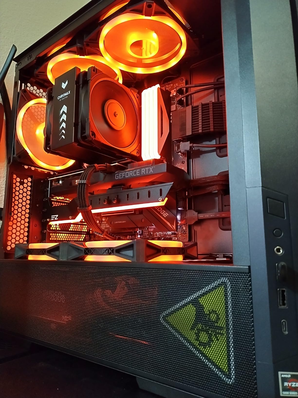 LANCOOL 216 E-ATX PC Case, Airflow Focus RGB Gaming Computer Case with All-Around Mesh Panels, 2x160mm & 1x140mm PWM Fans Pre-Installed and Innovative Rear PCIe Fan Bracket Chassis (Black) customer photo 1