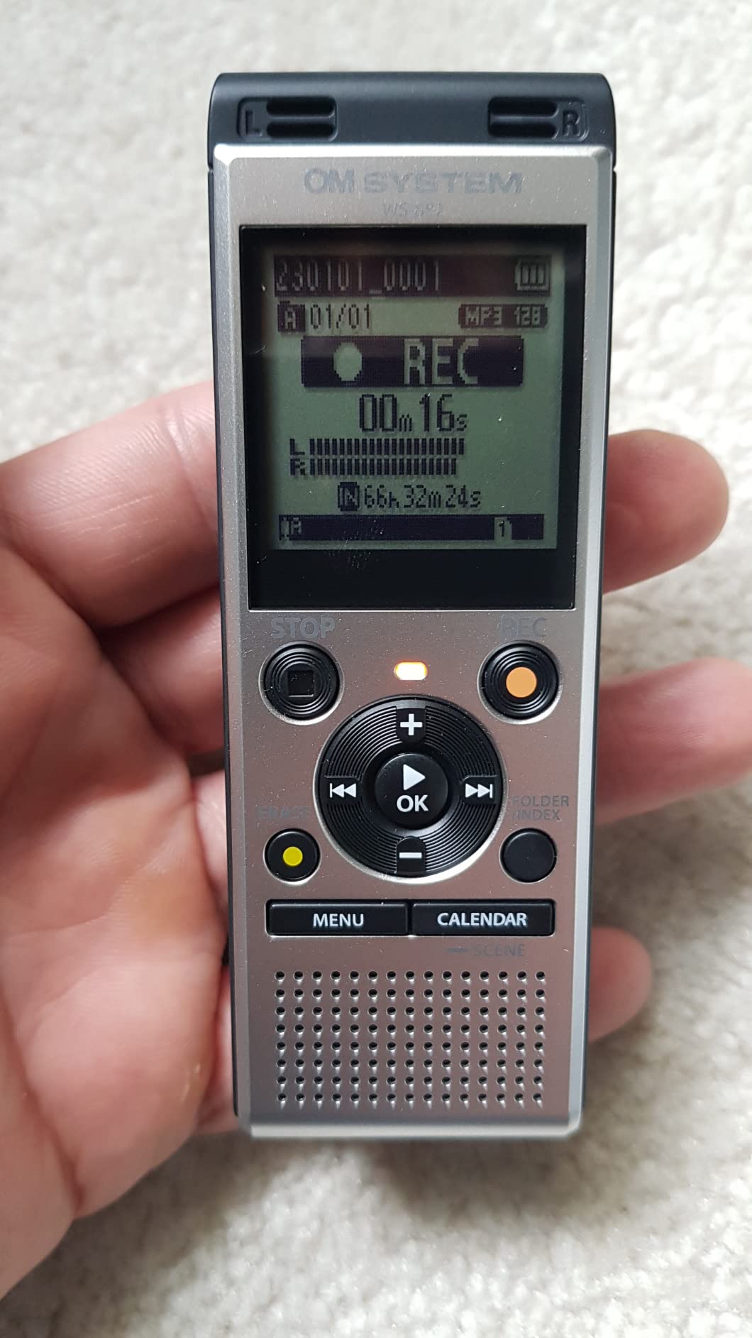 OM SYSTEM Olympus WS-882 Digital Voice Recorder, with Linear PCM/MP3 Recording Formats, USB Direct, 4gb Playback Speed and Volume Adjust, File Index, Erase Selected Files customer photo 2