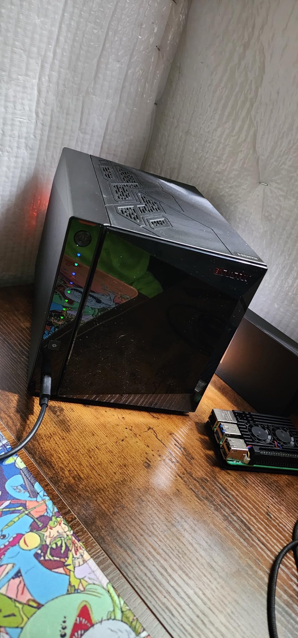 Asustor AS5404T, 4 Bay NAS, Intel Quad-Core 2.0GHz CPU, 4X M.2 NVMe SSD Slots, 2 x 2.5 GbE Ports, 4 GB DDR4 RAM, Cloud Storage for Gaming and Live Stream, Network Attached Storage (Diskless) customer photo 2