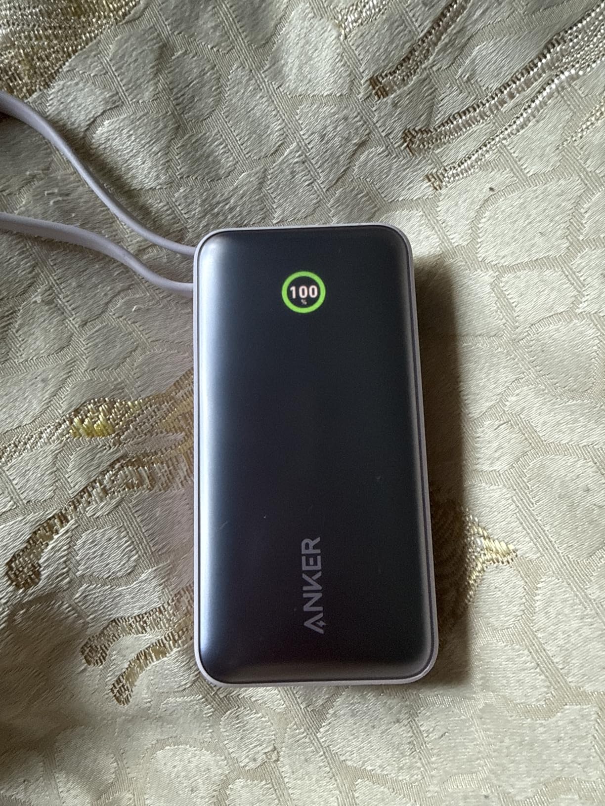 Anker Nano Power Bank, 10,000mAh Portable Charger with Built-in USB-C Cable, 30W Recharging, 30W Max Output with USB-C&A, for iPhone 17/16 / 15 Series, MacBook, Galaxy, AirPods, and More customer photo 1