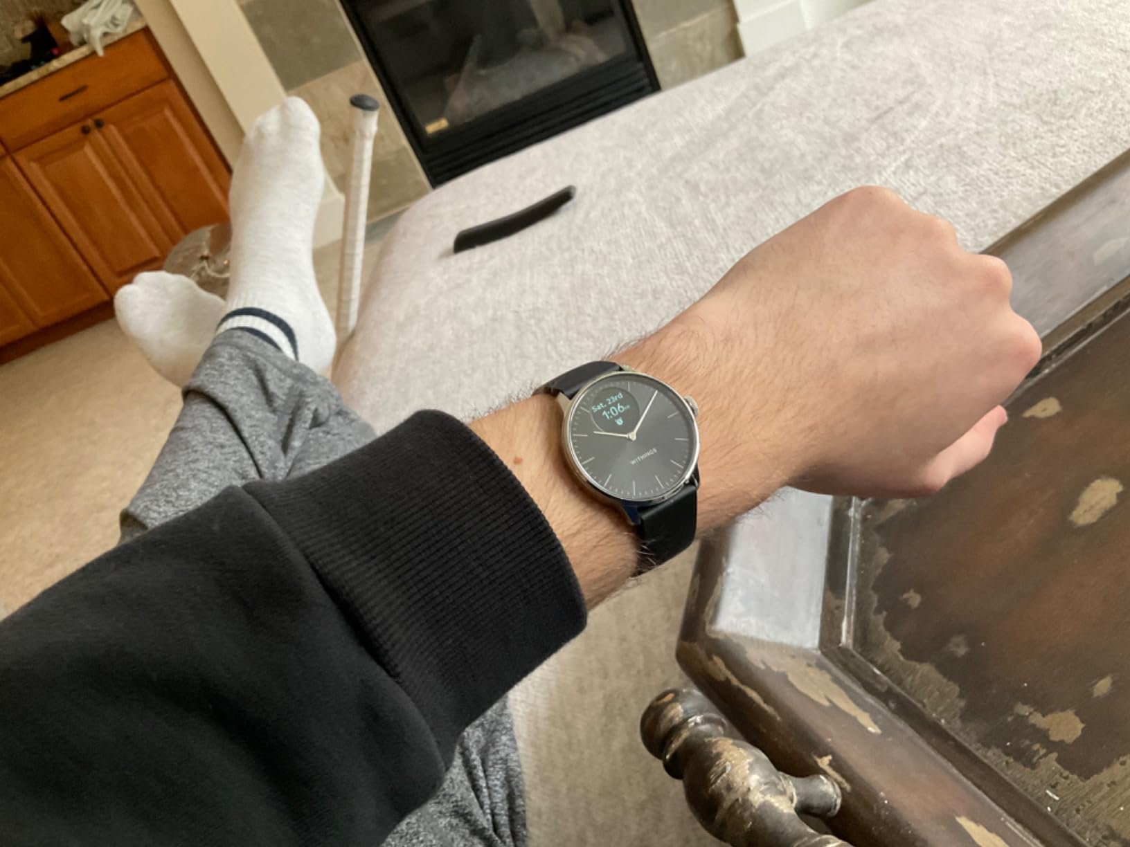 WITHINGS ScanWatch Light - Hybrid Smart Watch, Heart Rate Monitoring, Fitness Tracker, Cycle Tracker, Sleep Monitoring customer photo 2