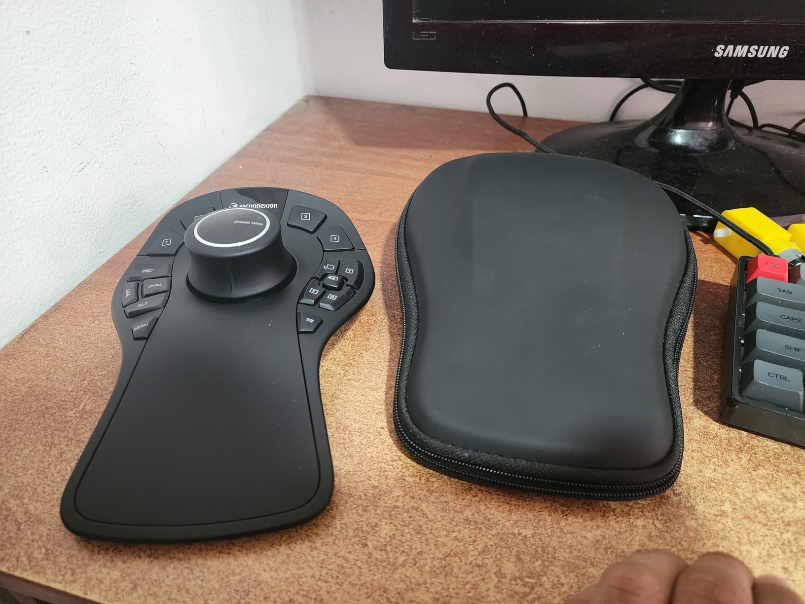 3Dconnexion SpaceMouse Pro Wireless BT customer photo 1