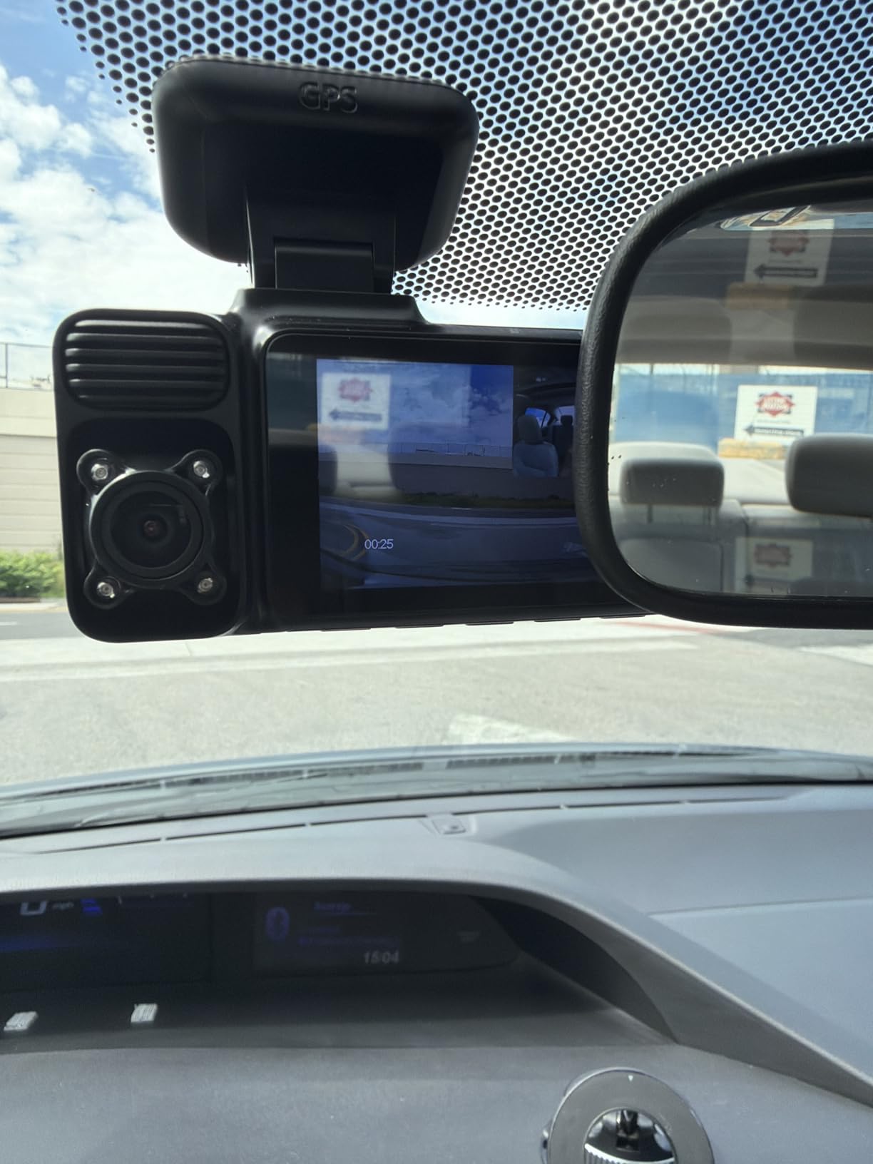 REDTIGER F17 4K 3CH Dash Cam, STARVIS 2 Sensor HDR, 64GB Card, 5.8GHz WiFi customer photo 1