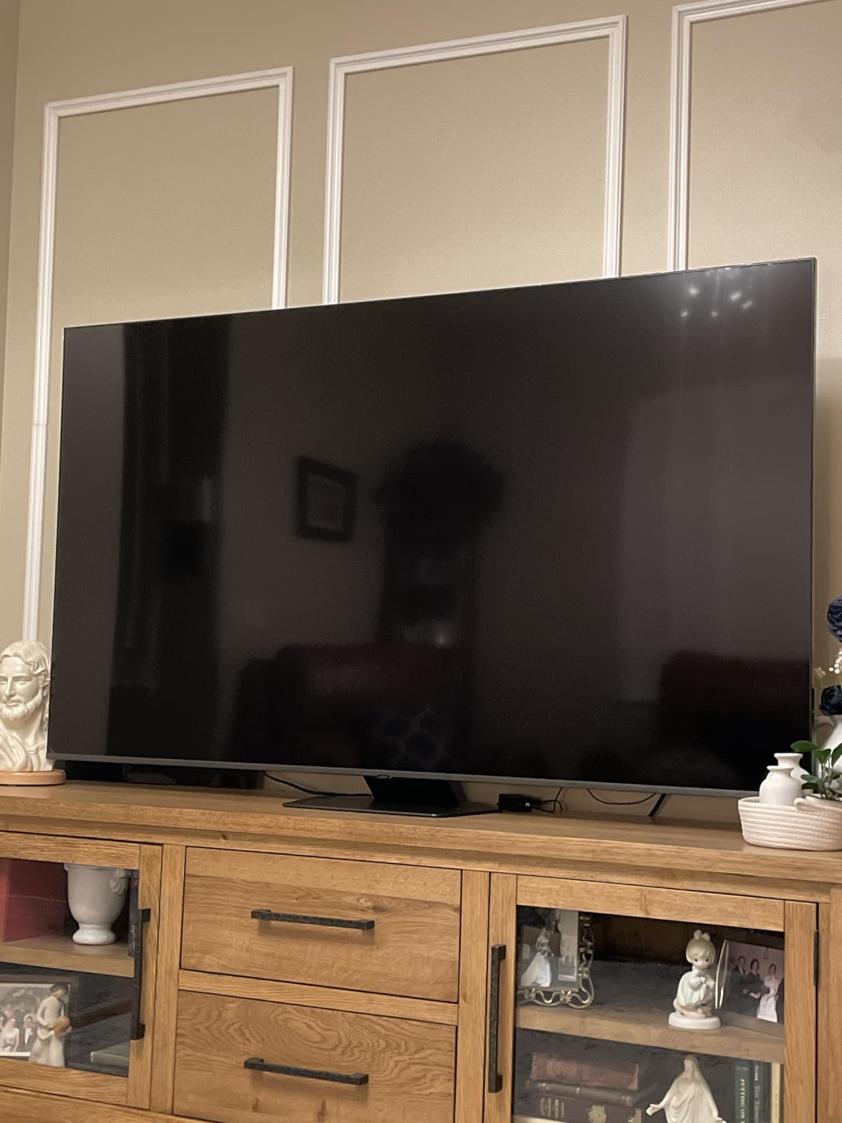 75-Inch Class QLED 4K Q80D Series Quantum HDR+ Smart TV w/Dolby Atmos, Object Tracking Sound Lite, Direct Full Array, Motion Xcelerator, Alexa Built-in (QN75Q80D, 2024 Model) customer photo 1